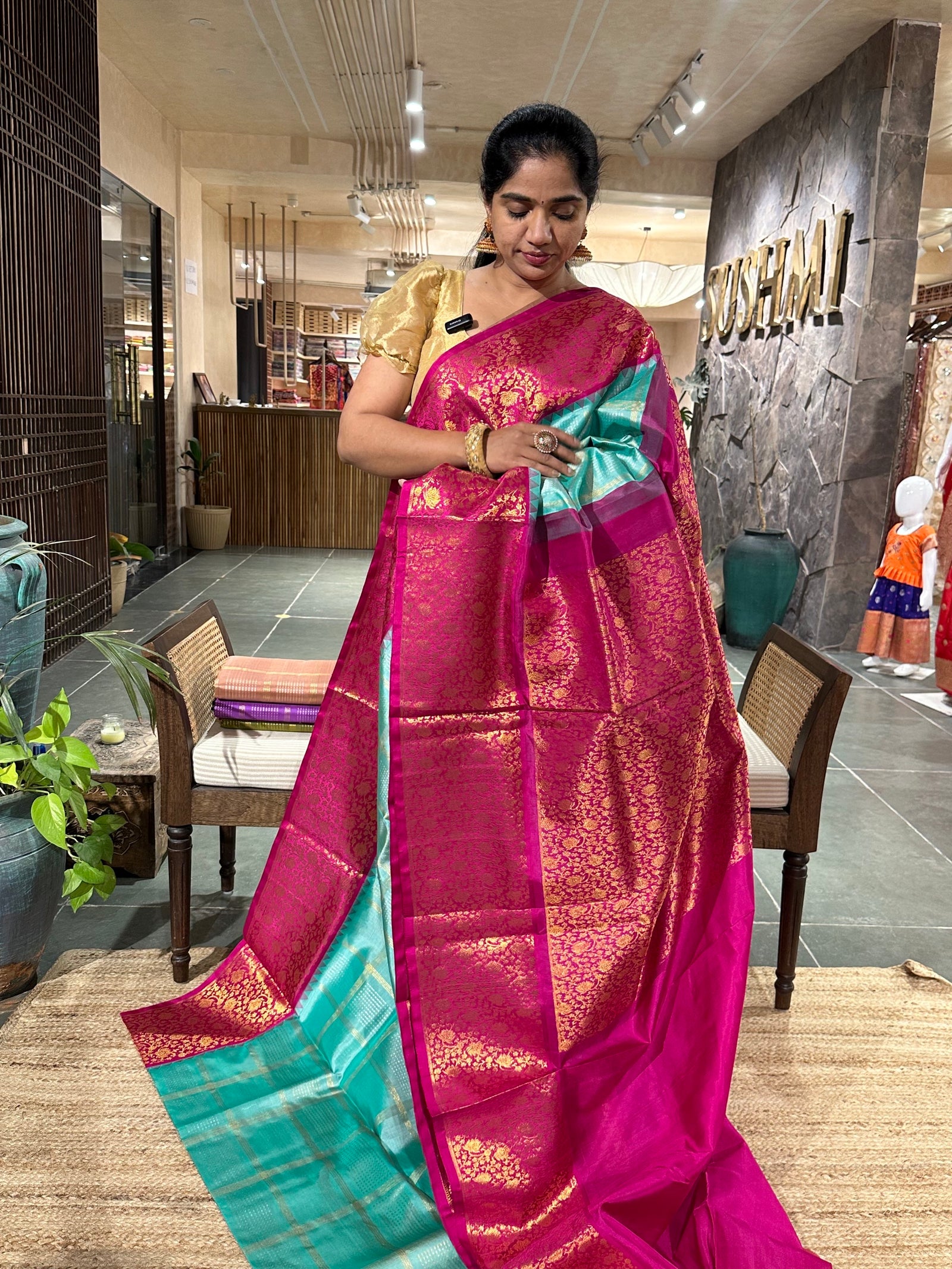 Venkatagiri Handloom Pure Silk Saree with kuttu brocade border