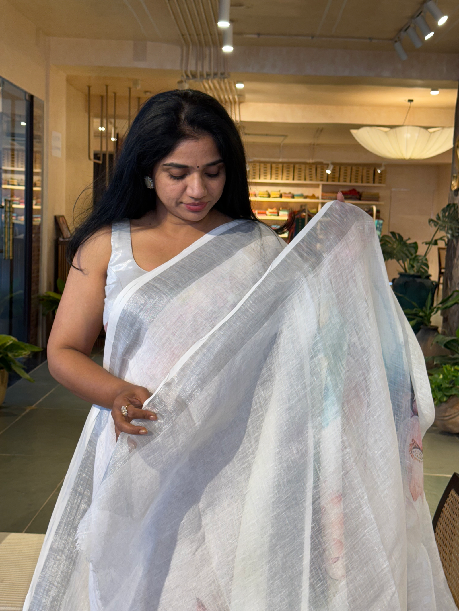 Snow White Pure Handloom Lenin Saree With Pichwai Print