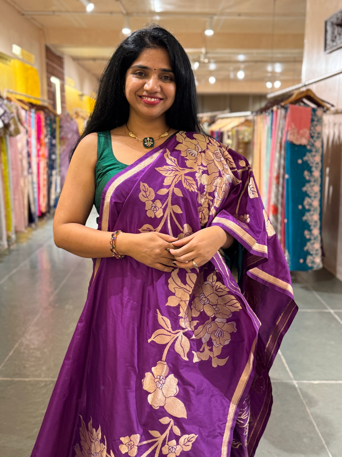 Majenta Designer Banarasi Silk Saree