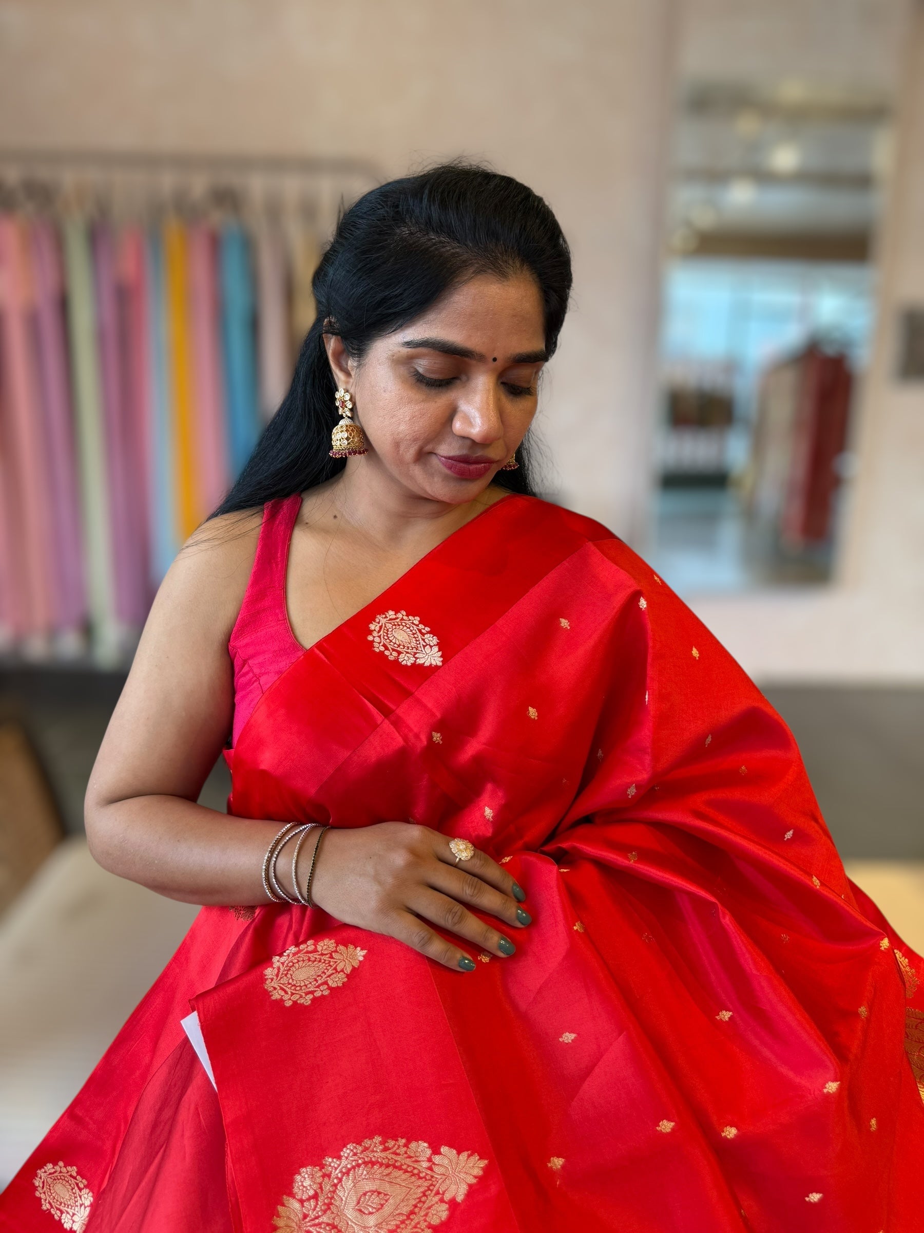 Red Pure Handloom Raw Mango Silk Saree With Kaduwa Weaving Open Mashru Border