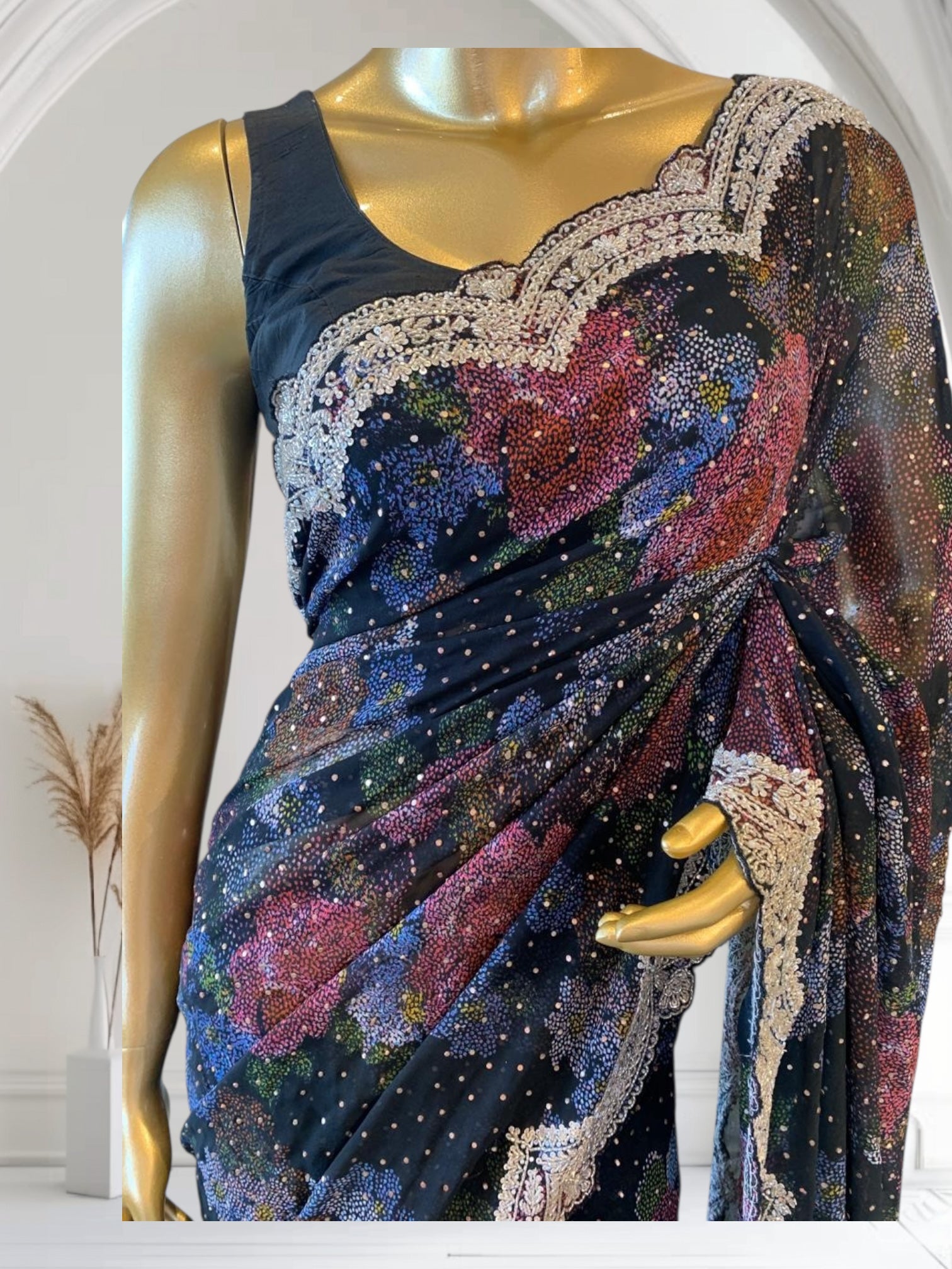 Gorgette printed Saree  with handwork scalloped borders