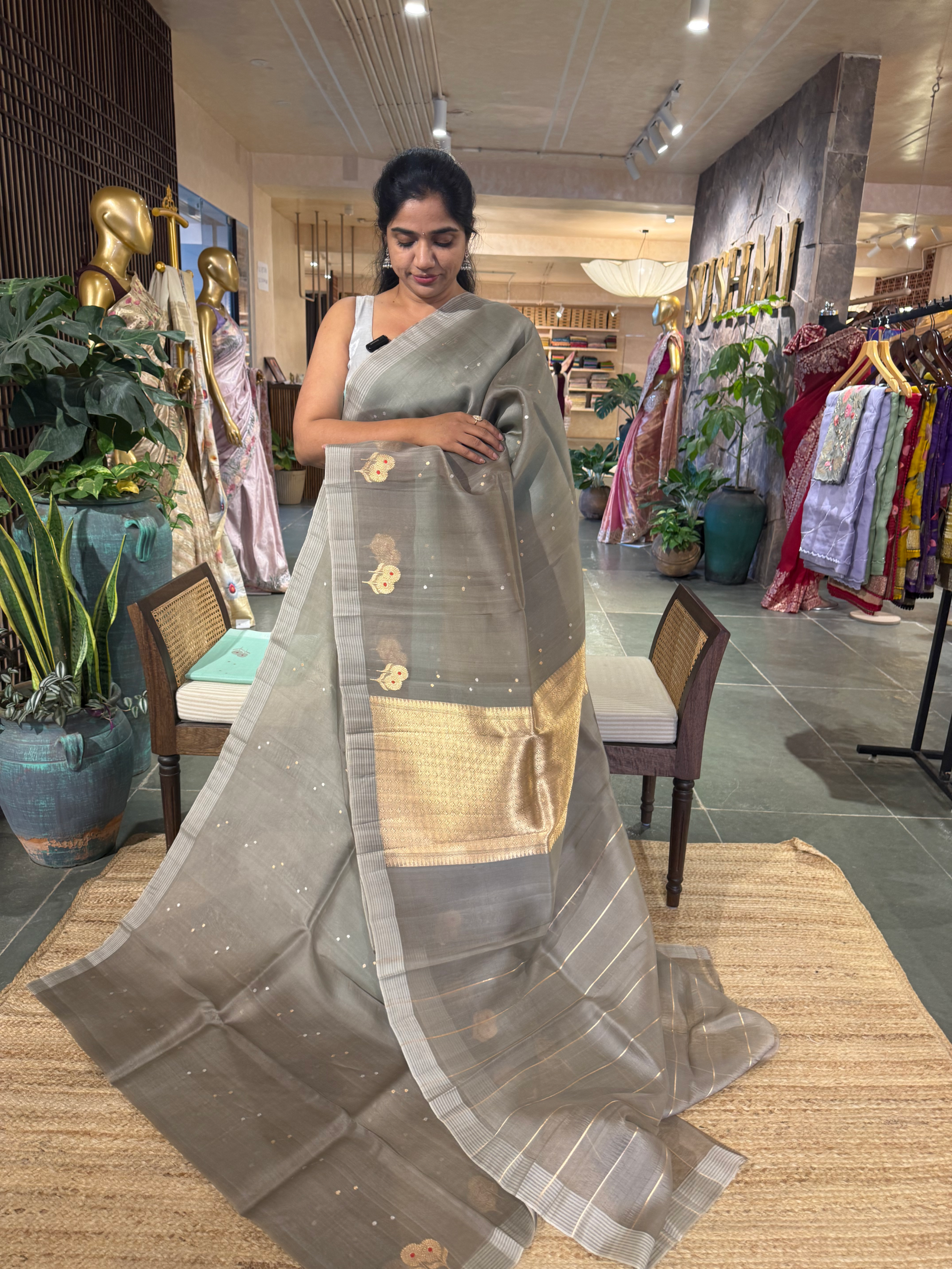 Earthy Tone Kora Banarasi and Saree with kaduwa woven sona rupa motifs