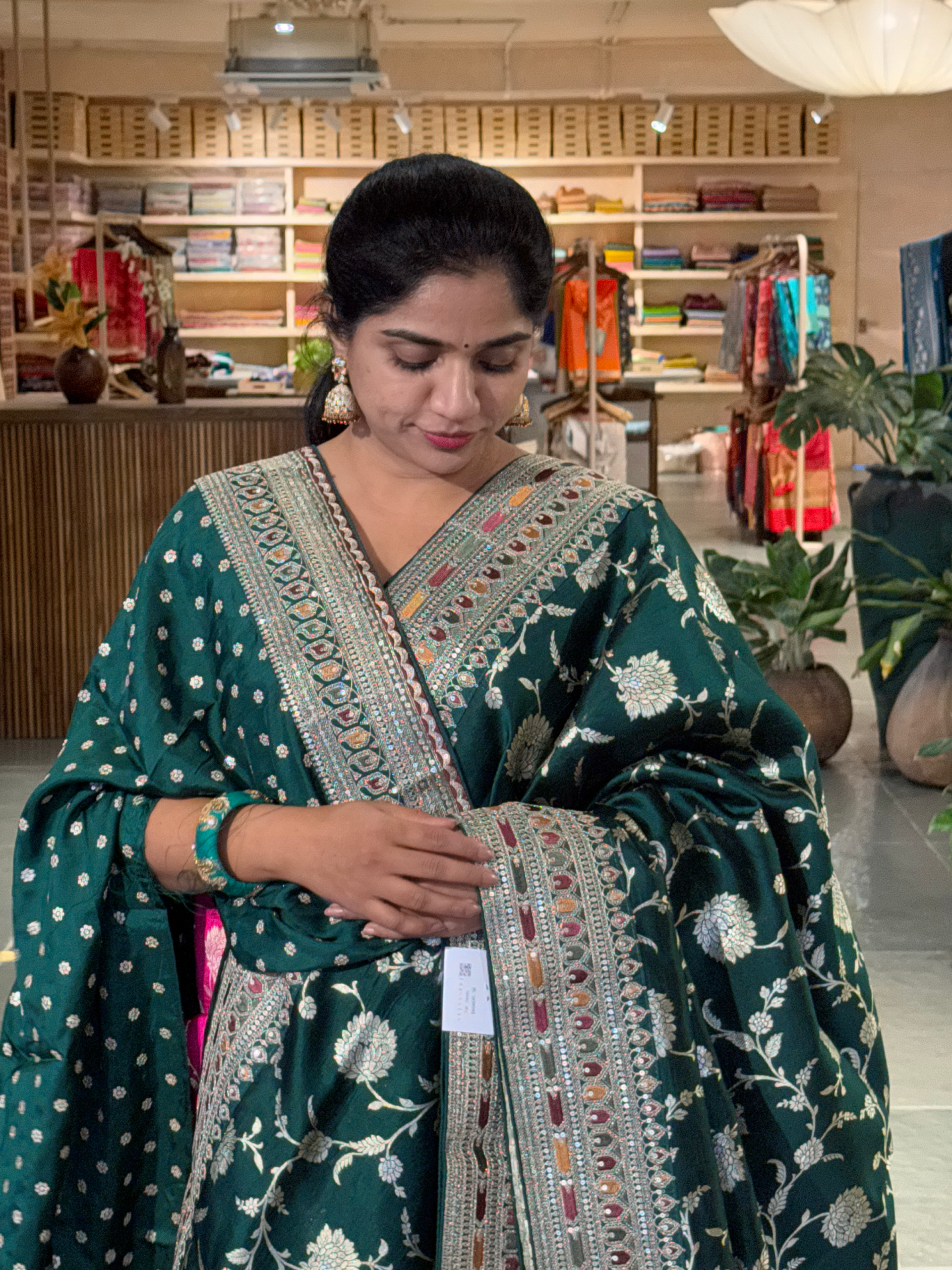 Forest Green Pure Handloom Banarasi Silk Saree With Sabhyasachi Borders & Blouse