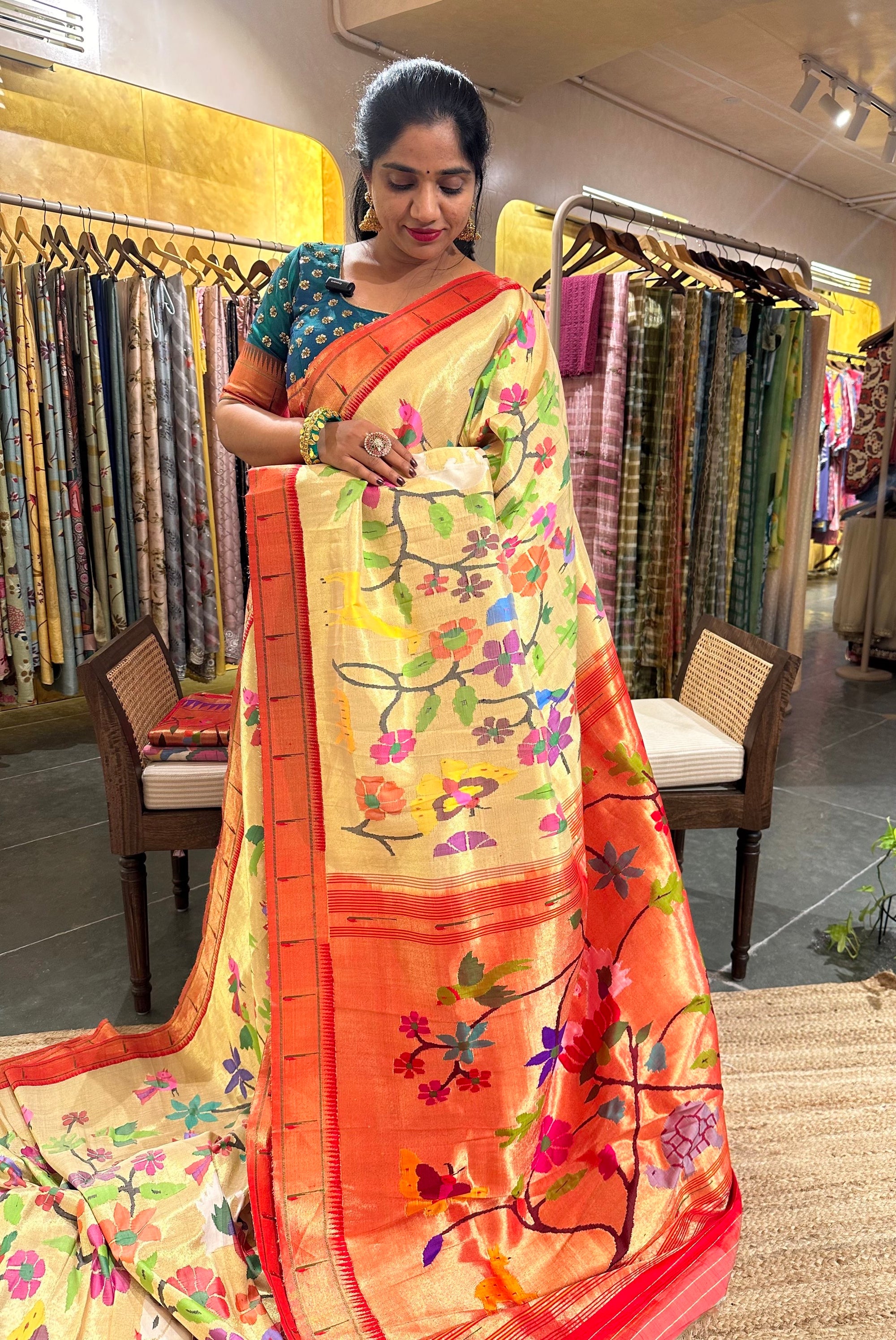 Light Gold Tissue Allover Pure Handloom Paithani Saree