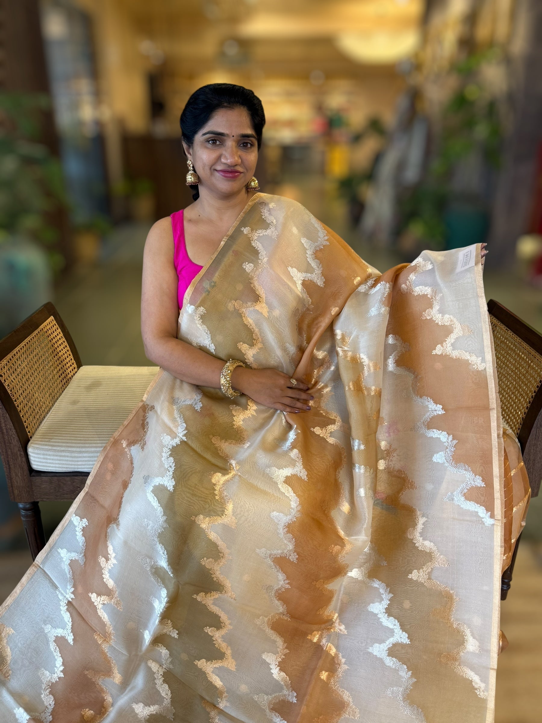 Designer Premium Handloom Rangkaat Kora Banarasi Saree  with Jewelry Design