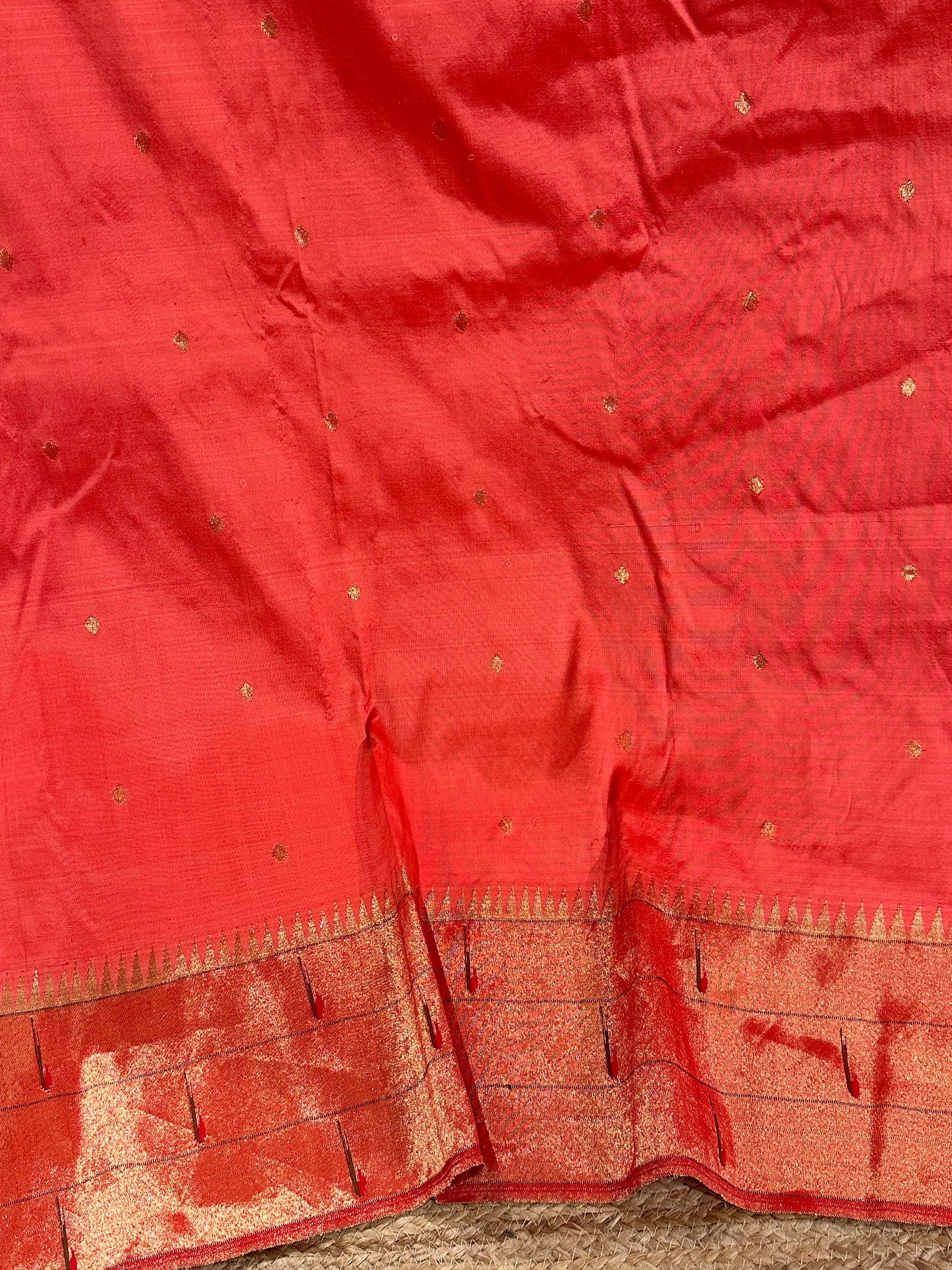 Dark kanakambaram color  Tripple Muniya Pure Handloom Painthani S