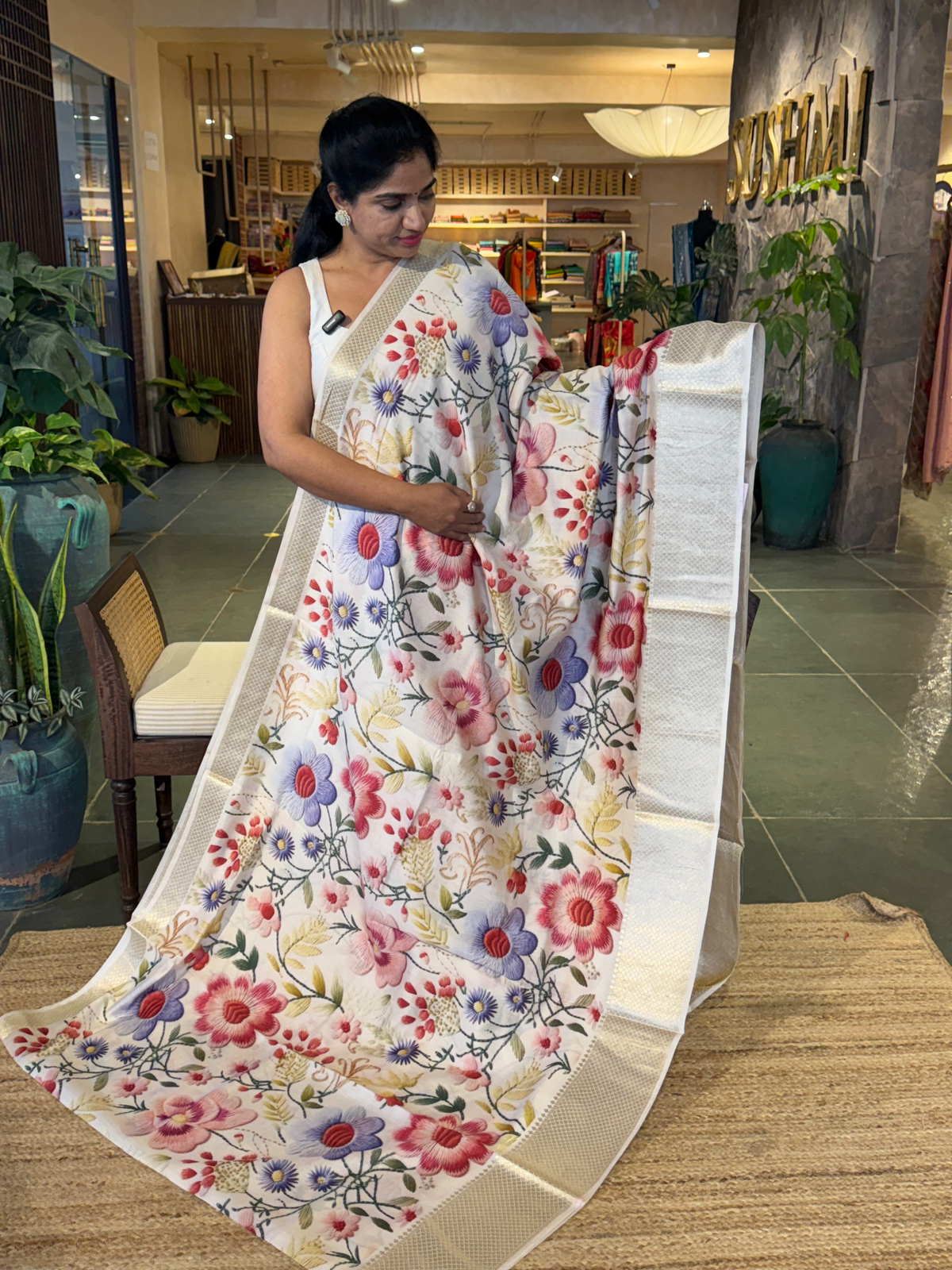 Banarasi Chiniya Silk Sarees with beautiful embroidery style 3D floral Print