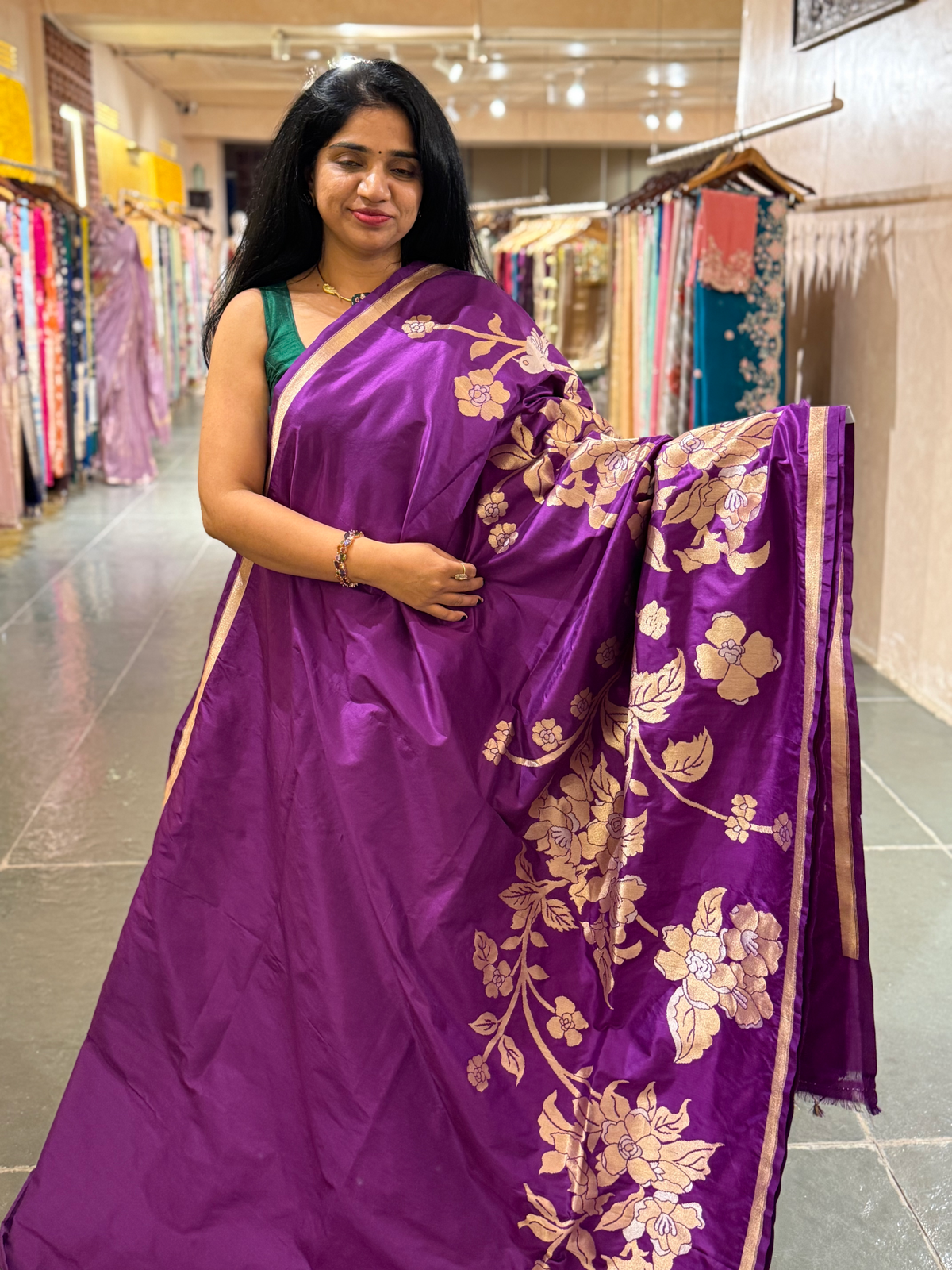 Majenta Designer Banarasi Silk Saree
