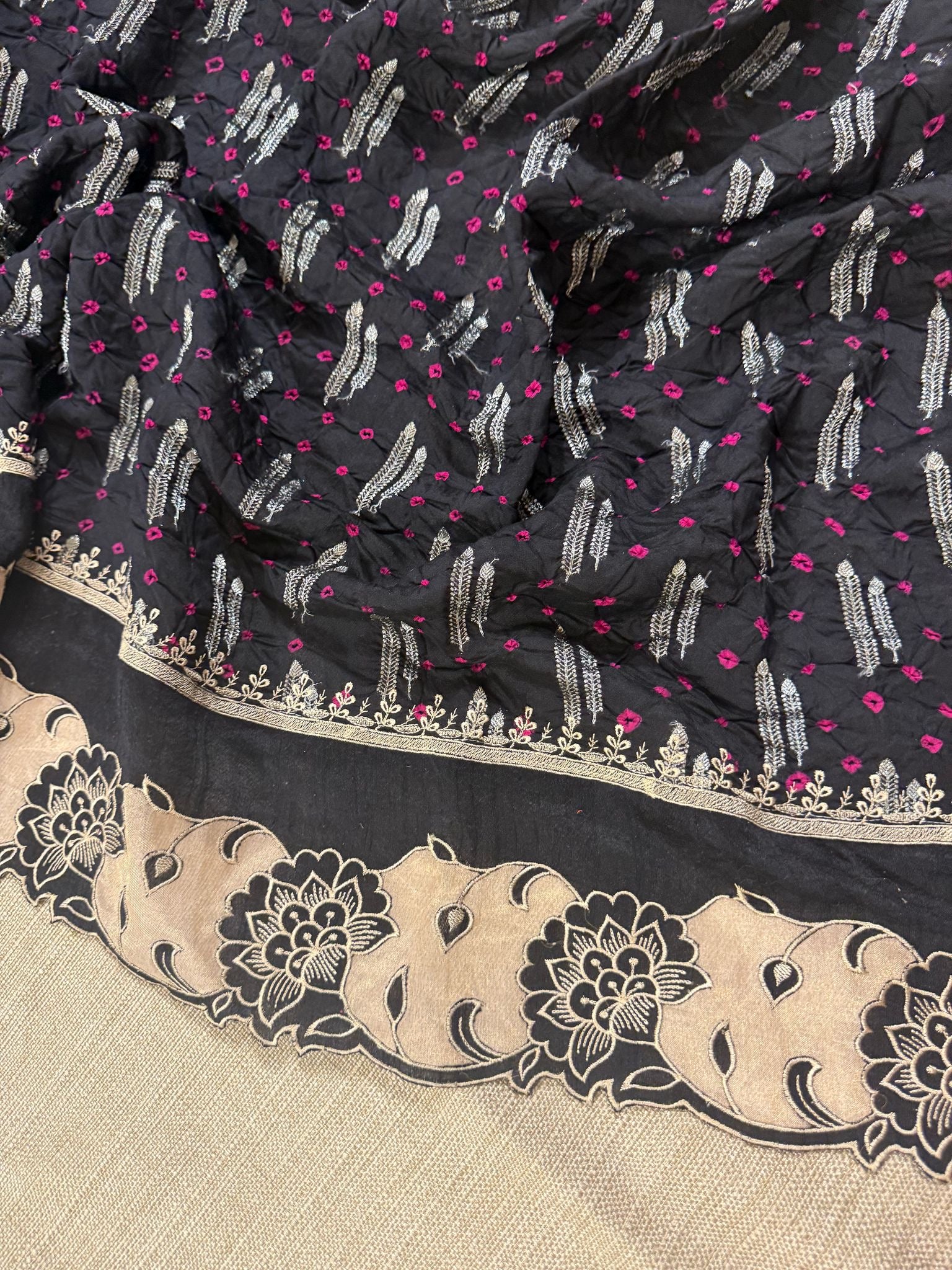Banarasi Handloom Chiniya Silk Bandhini with Tissue Applique