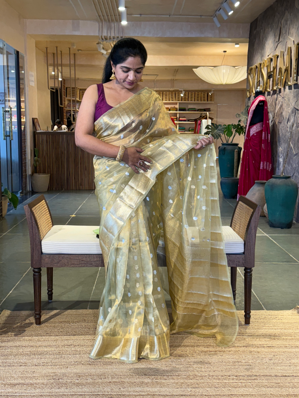 WDTSH :  Light Apple Green Banarasi Tissue Saree with Gold based Tissue