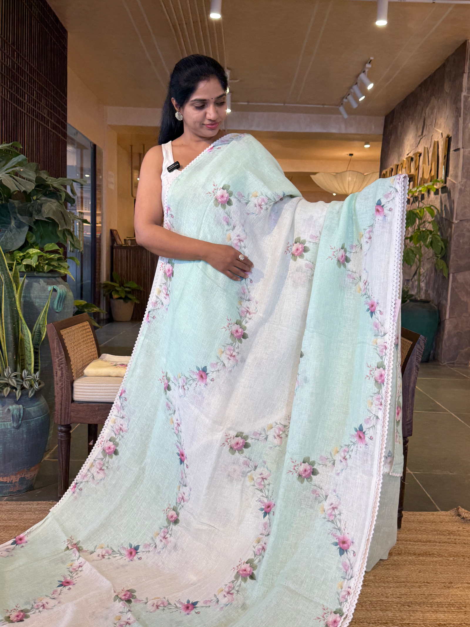 Mint Green Pure Handloom Linen Printed Saree in Lehariya Style