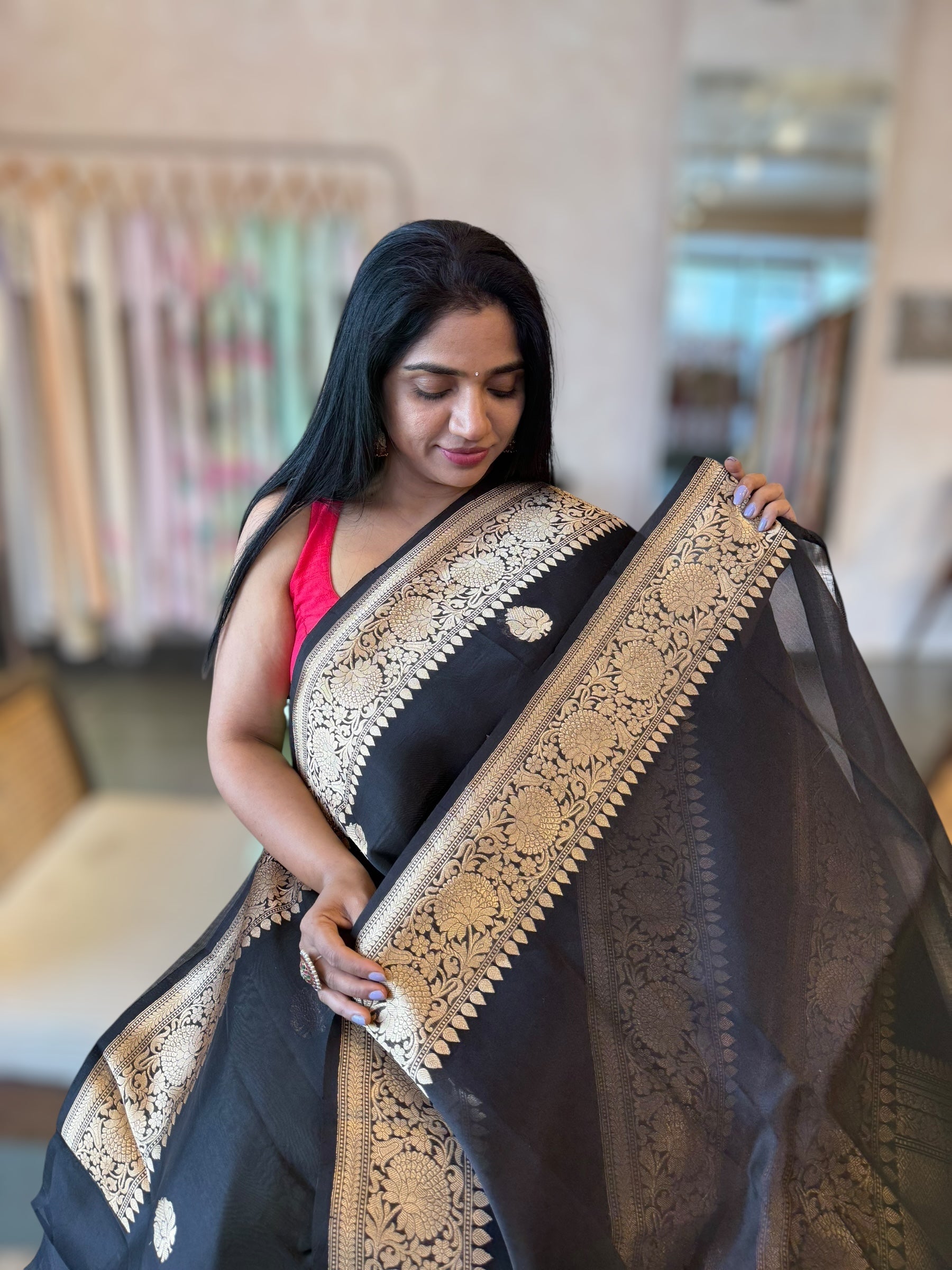 Black Pure Handloom Kora Banarasi Saree With Kaduwa Woven Motifs