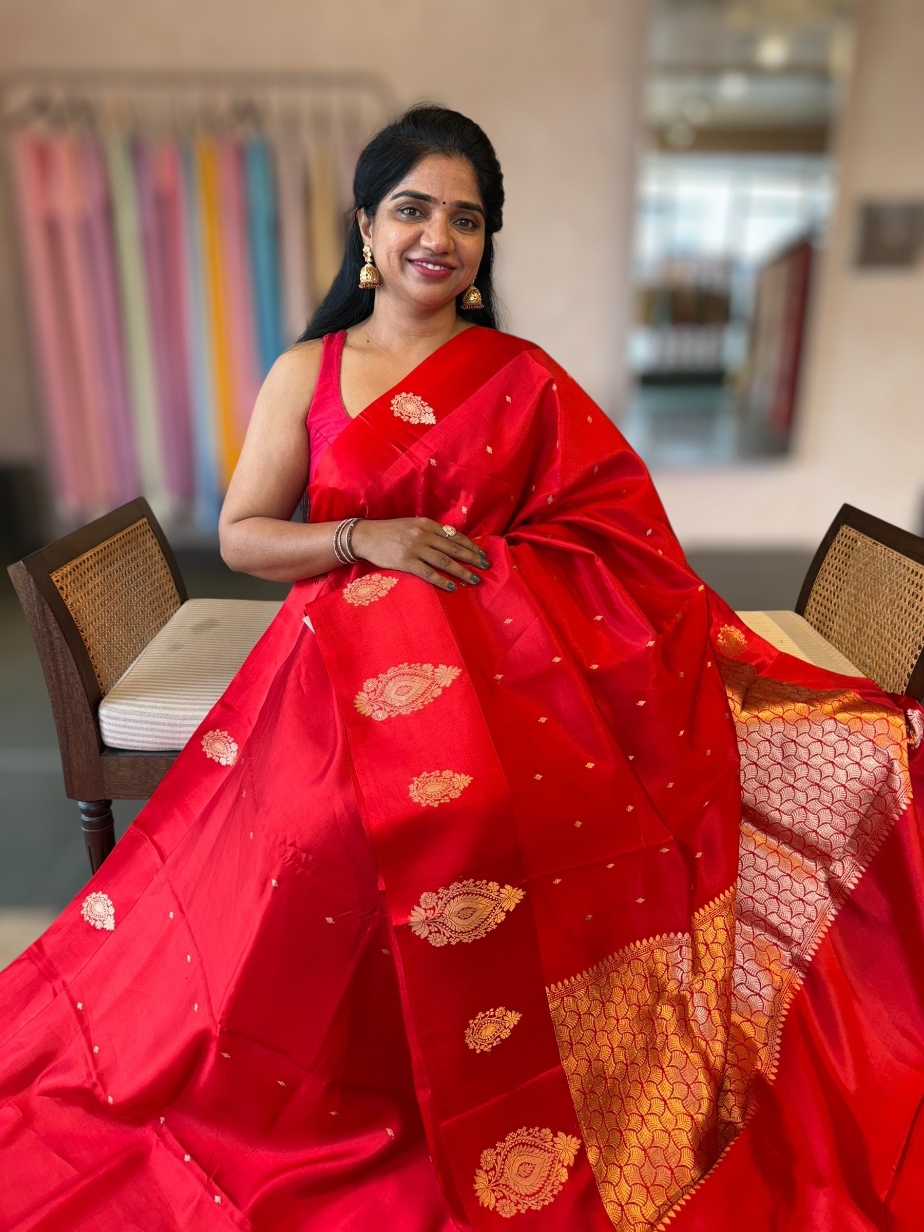 Red Pure Handloom Raw Mango Silk Saree With Kaduwa Weaving Open Mashru Border