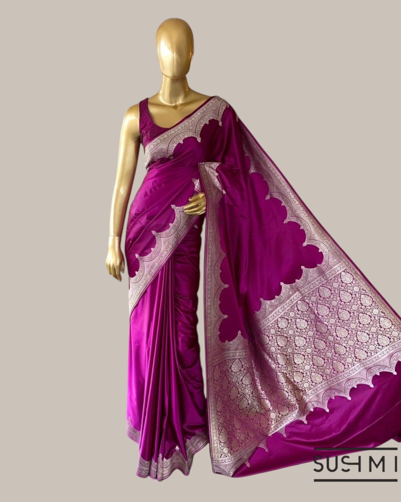 Majenta Purple Mashru Silk Saree With Scalloped Border