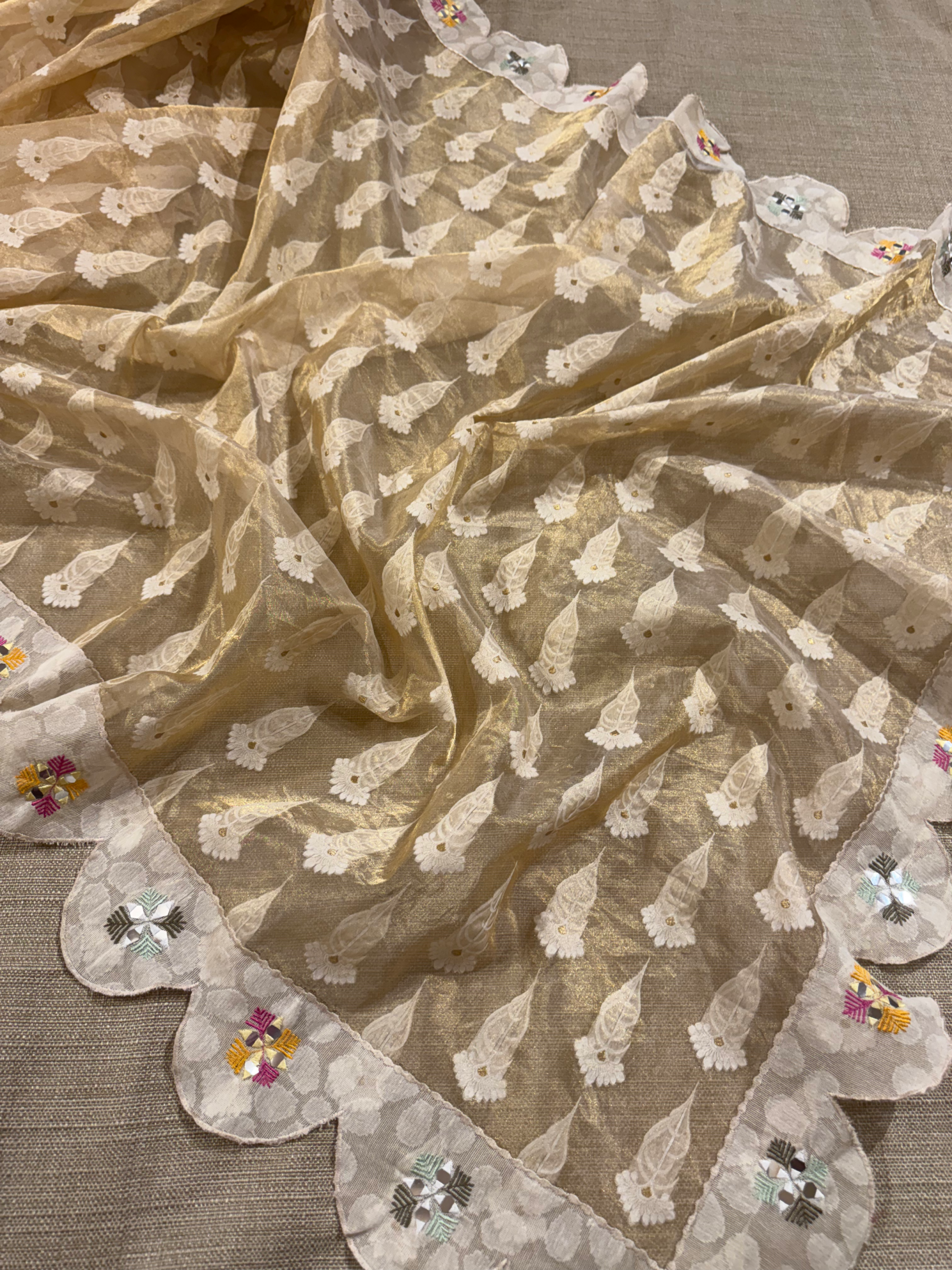 GTEA2004 : Designer Handloom Gold Tissue Saree With handwork borders