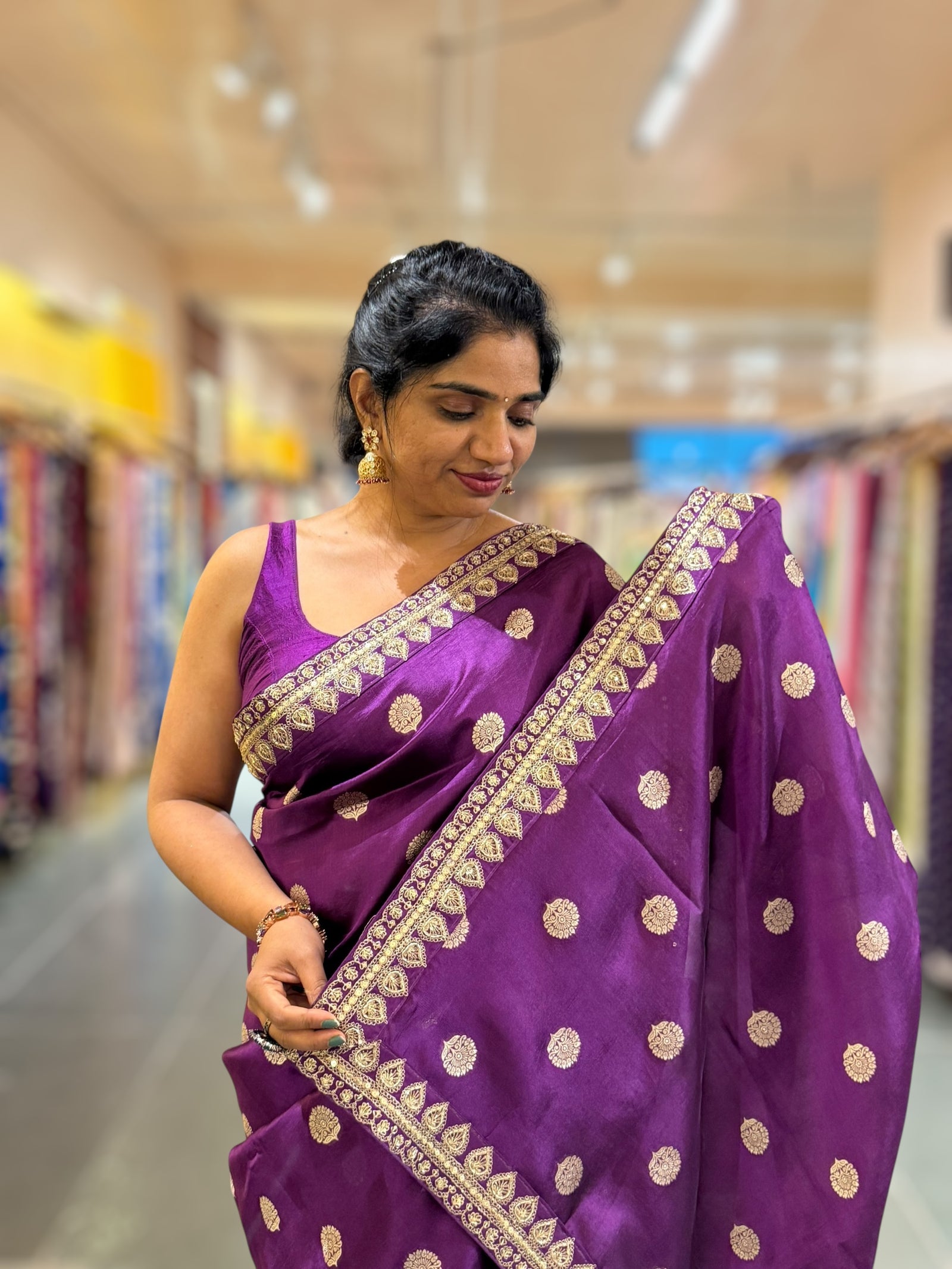 Purple Pure Handloom Banarasi Silk Saree With Handwork Borders and Blouse