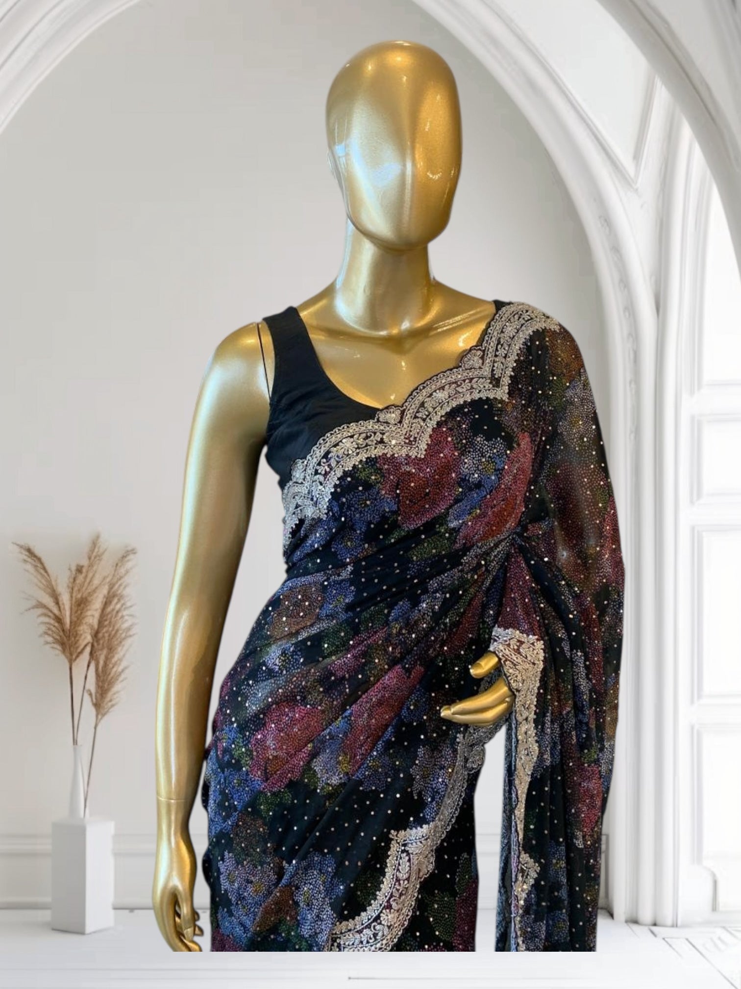 Gorgette printed Saree  with handwork scalloped borders