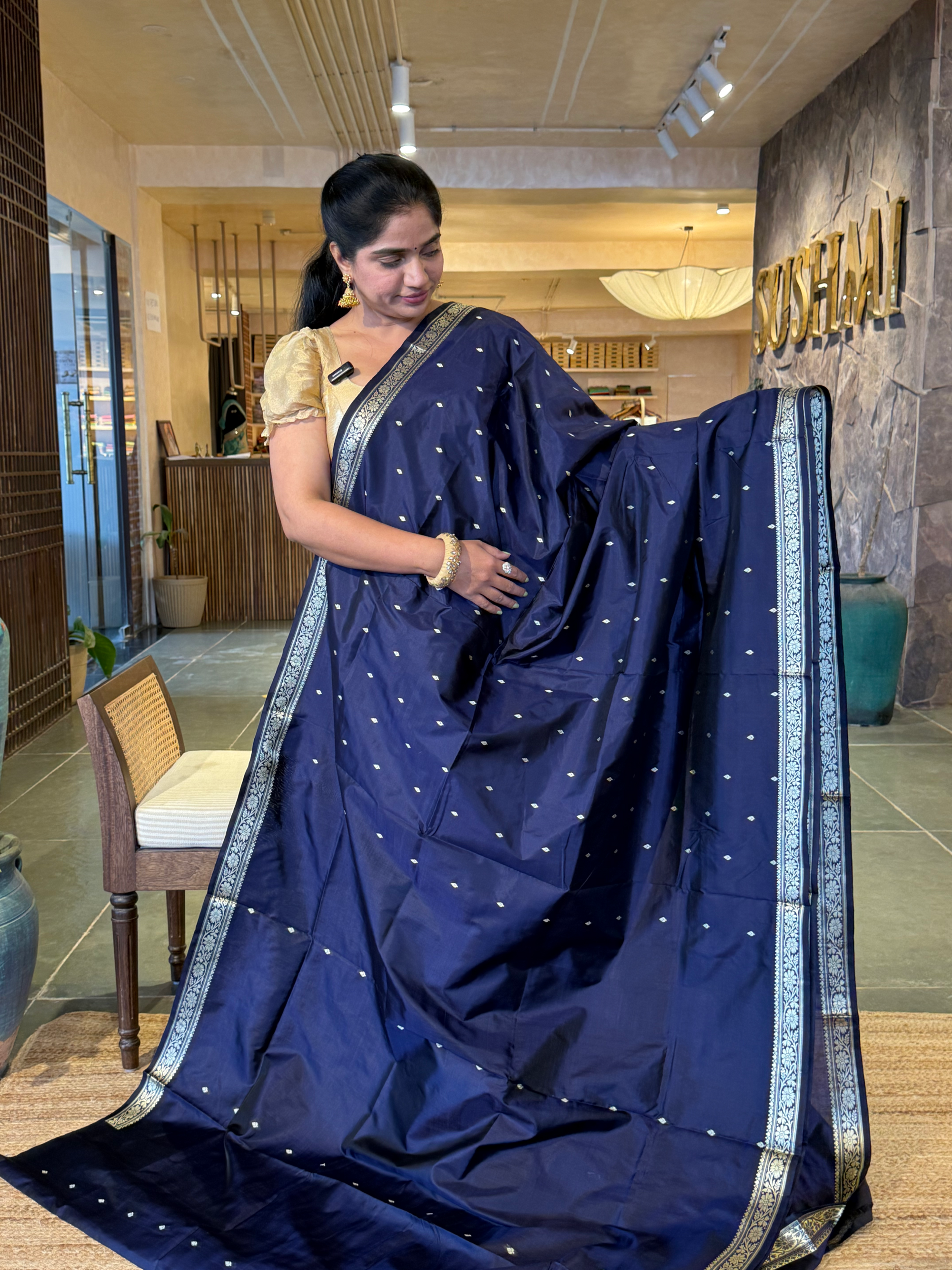 MidNight Blue Banarasi Handloom Katan Silk Saree  With Resham Weaving