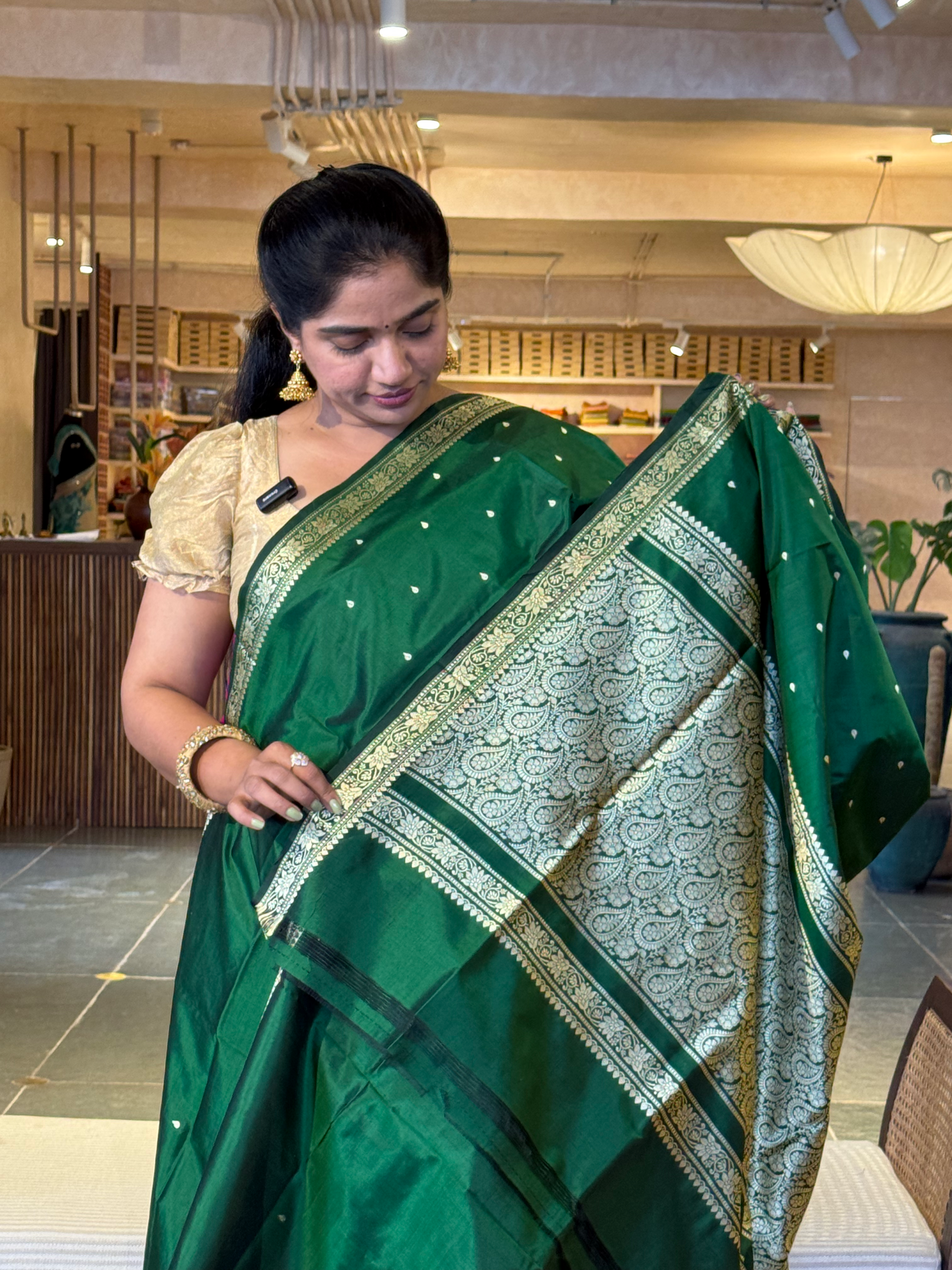 Bottle Green Banarasi Handloom Katan Silk Saree  With Resham Weaving