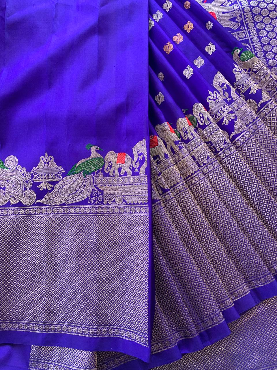 Royal Blue Pure Handloom Gadwal Saree Turning Borders