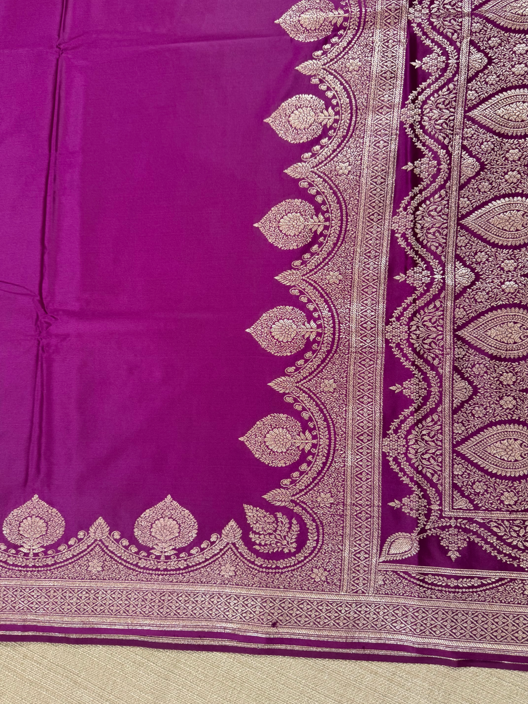 SMSSA235 : Wine Mashru Silk Saree With Scallop Border