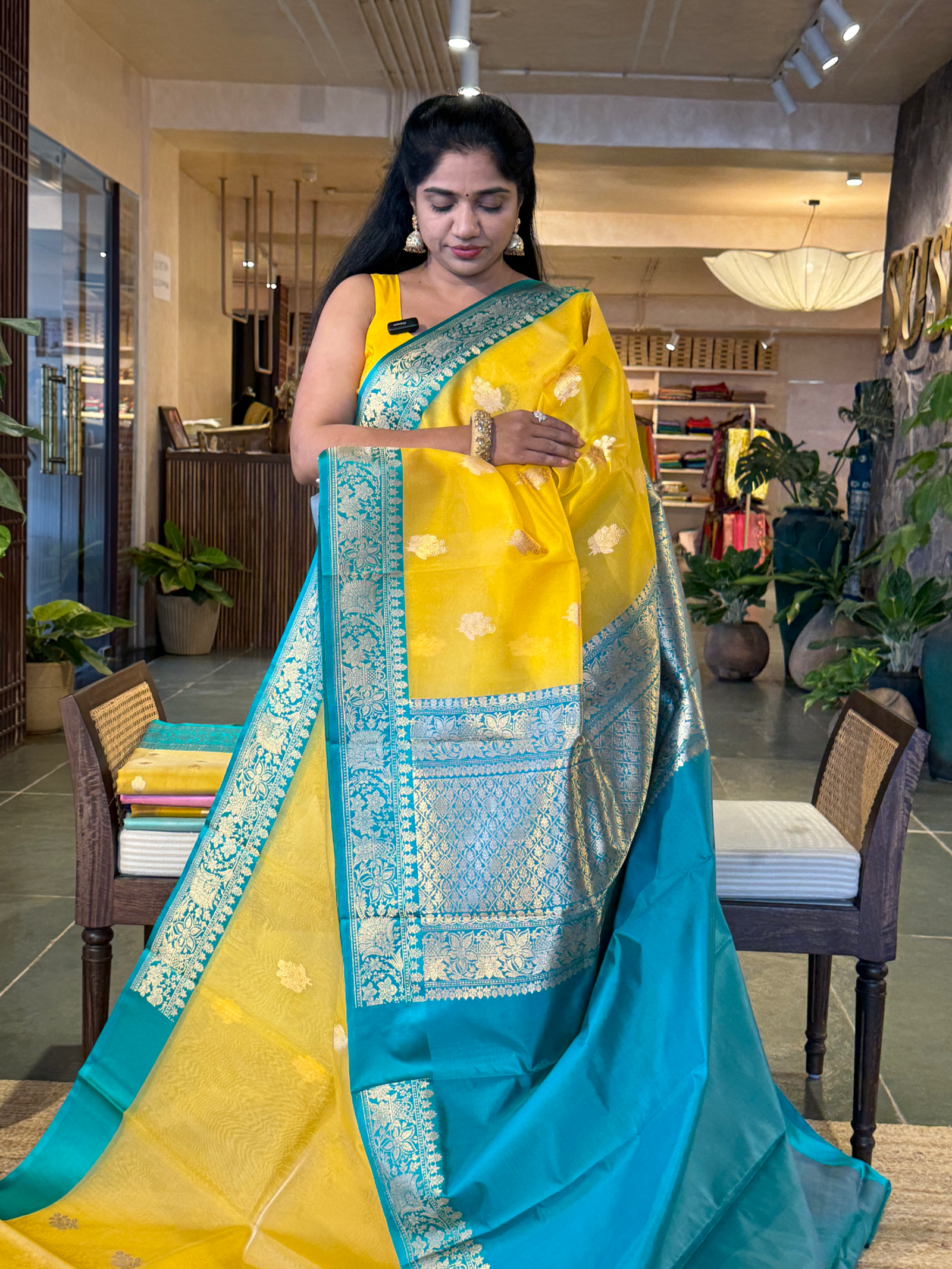 KBMA2205 : Banarasi Handloom Kora Silk Saree