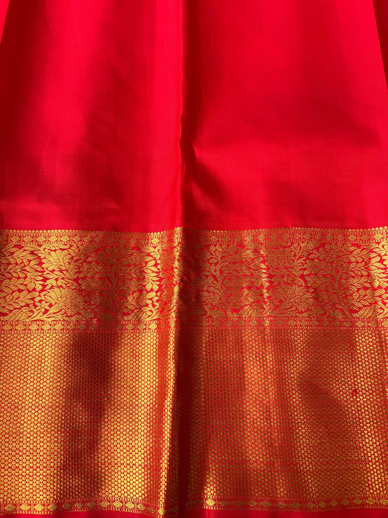 Pure Kanchi Pattu Brocade Saree - Green & Reddish Orange