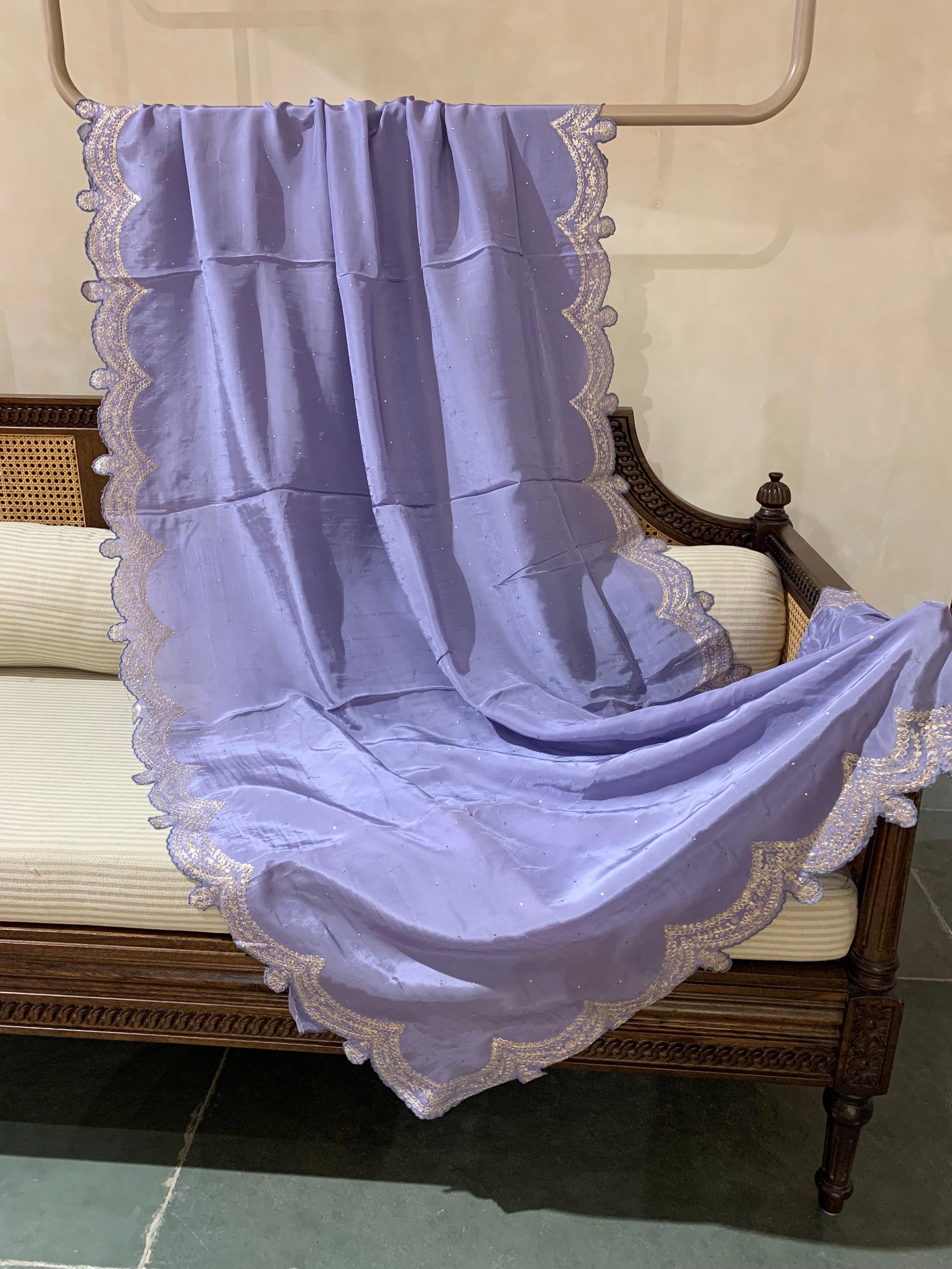 Bluish Lilac Crepe Silk Saree With Pita Work Scallop Border