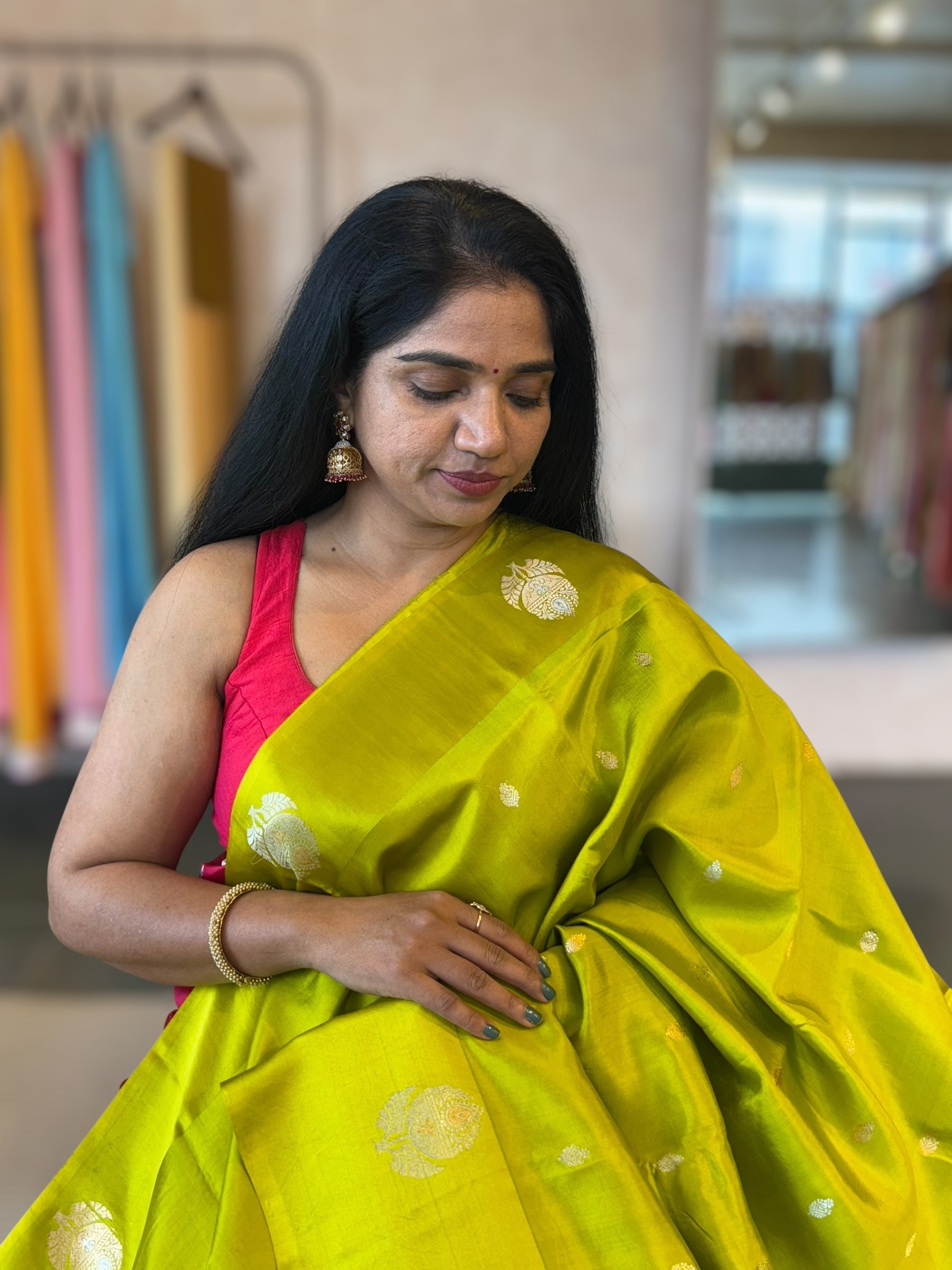 Neon Green Banarasi Raw Mango Silk Saree with Open Borders & Kaduwa Weaving