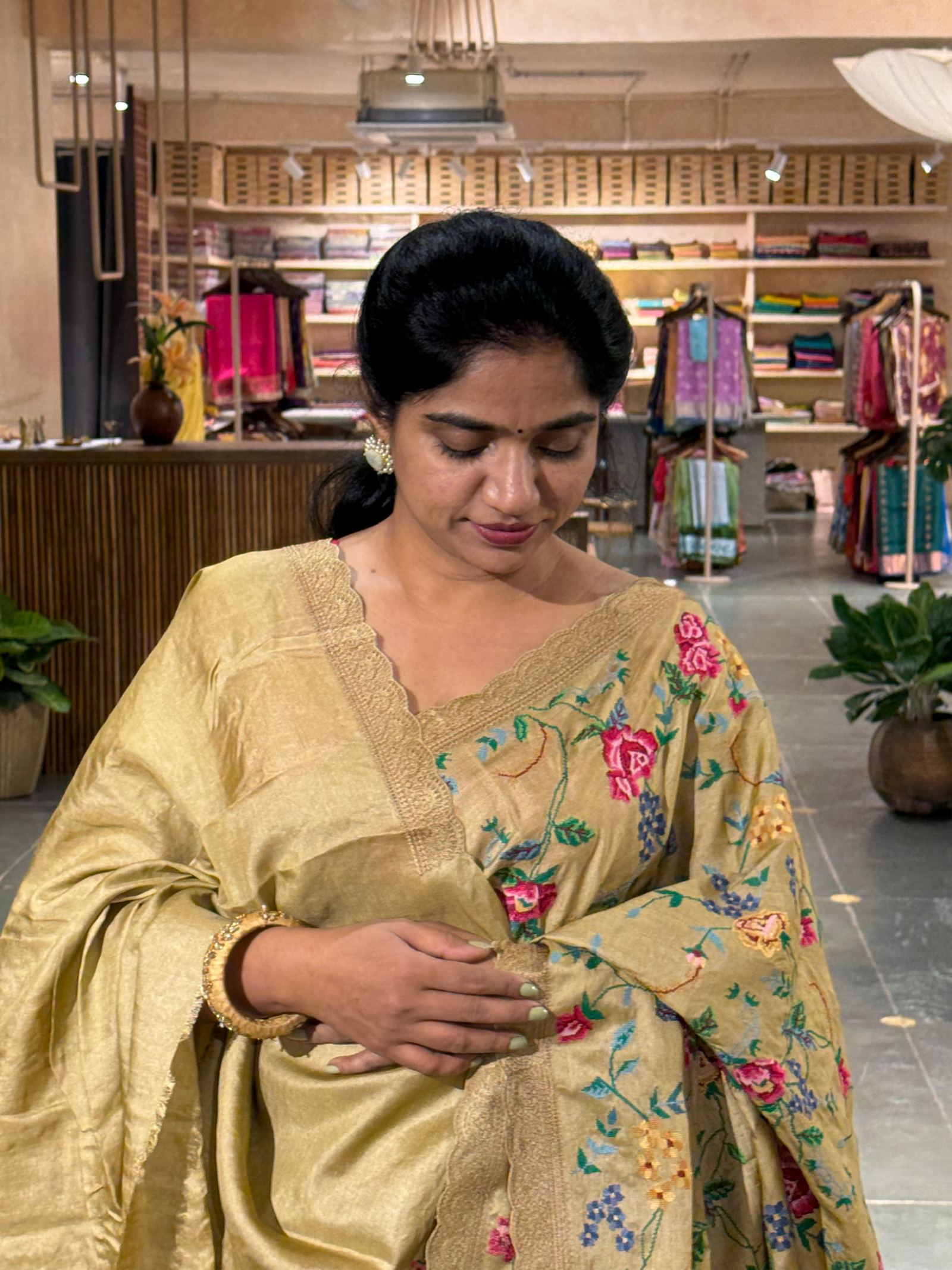 STPPA204 : Khakhi Pure Tussar Saree With Allover Petite Point Embroidery