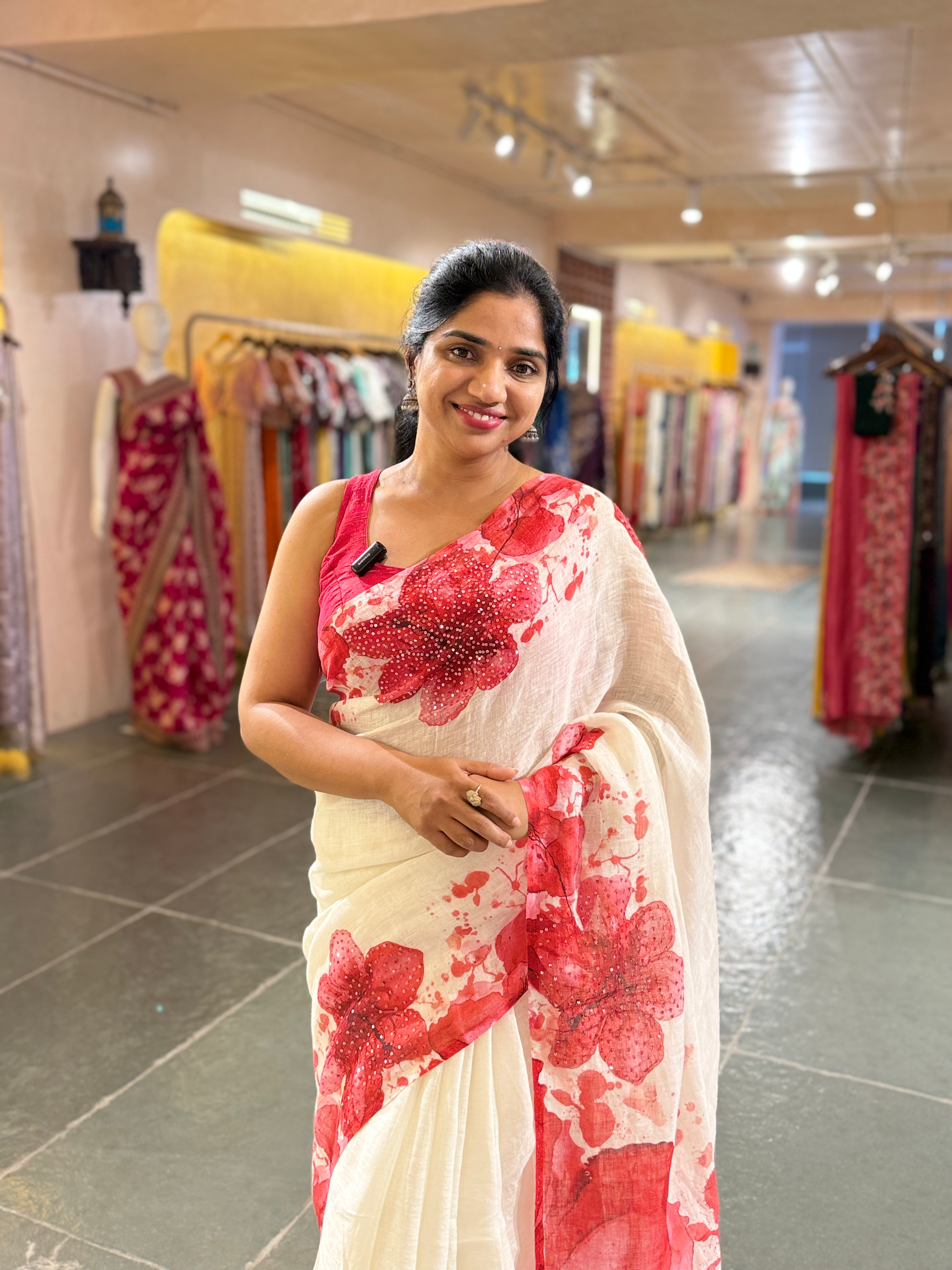 Pure Handloom Lenin Saree with Bold Floral print and handwork highlighting