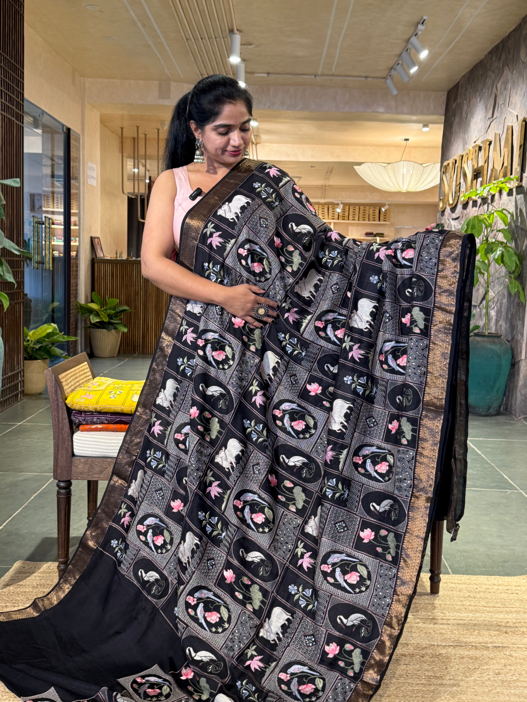 SMSEA109 Black Pure Handloom Munga Silk Saree with Pichwai Embroidery