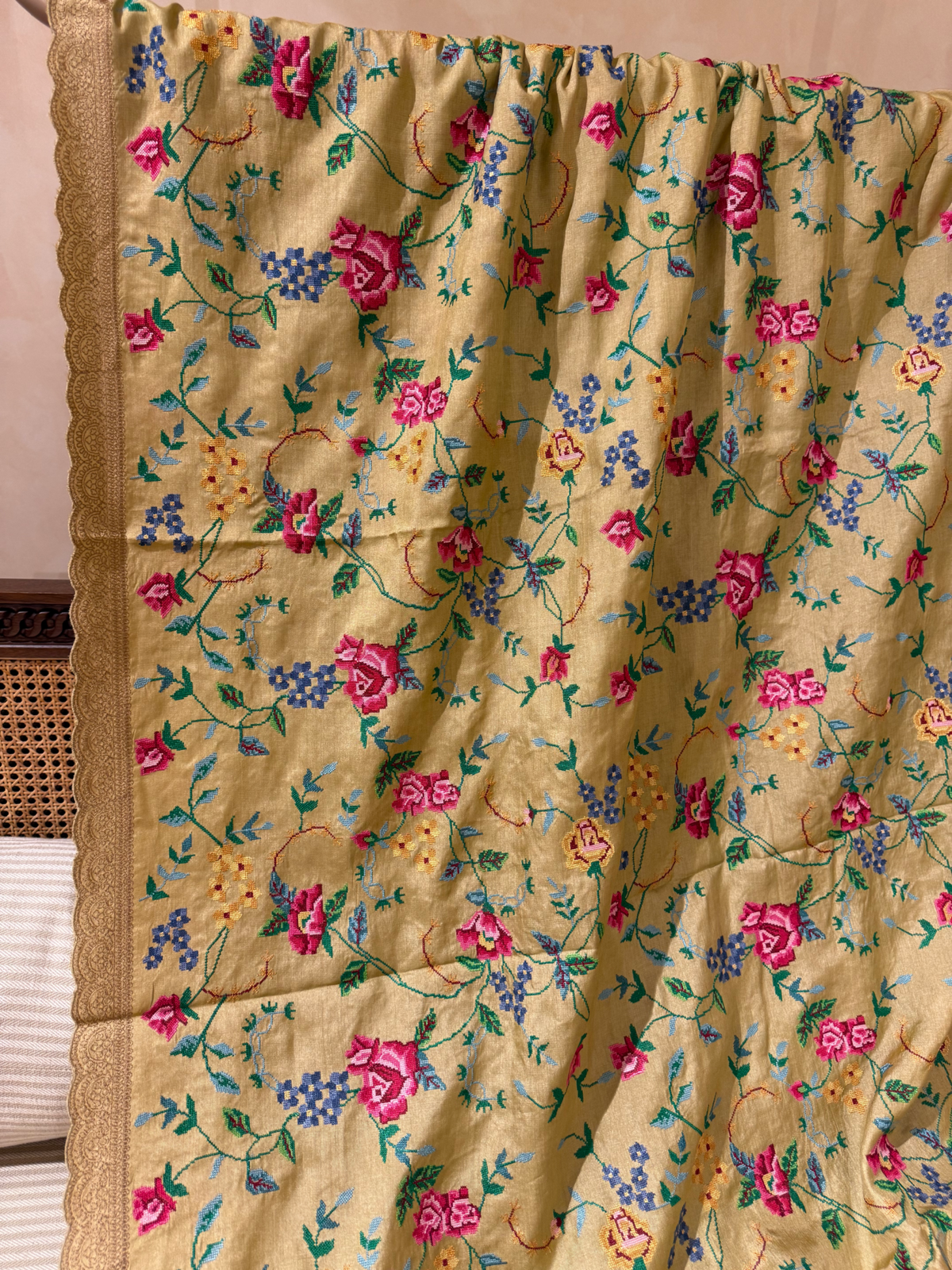 STPPA204 : Khakhi Pure Tussar Saree With Allover Petite Point Embroidery