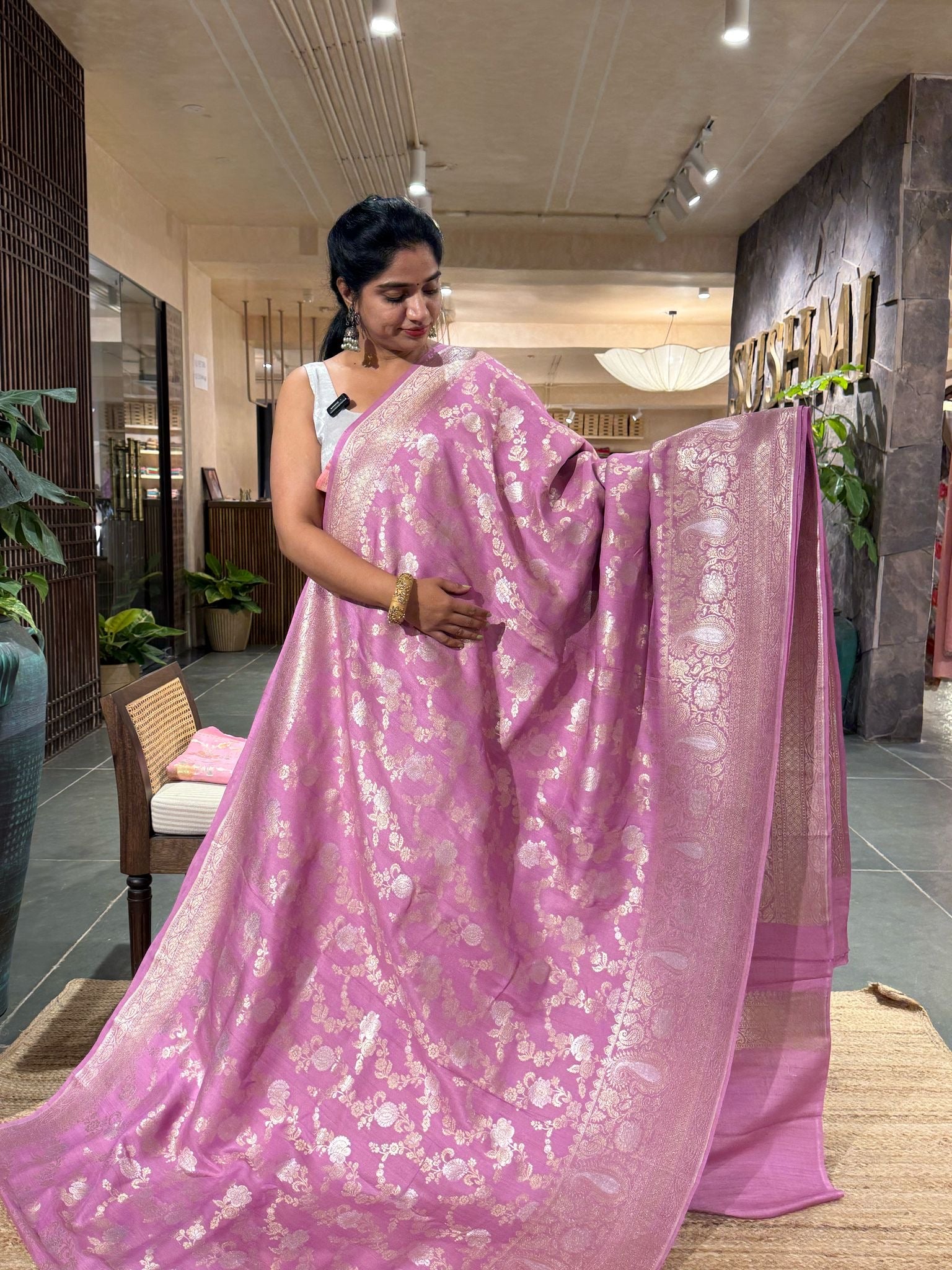 Pure Handloom Banarasi Tussar gorgette Saree