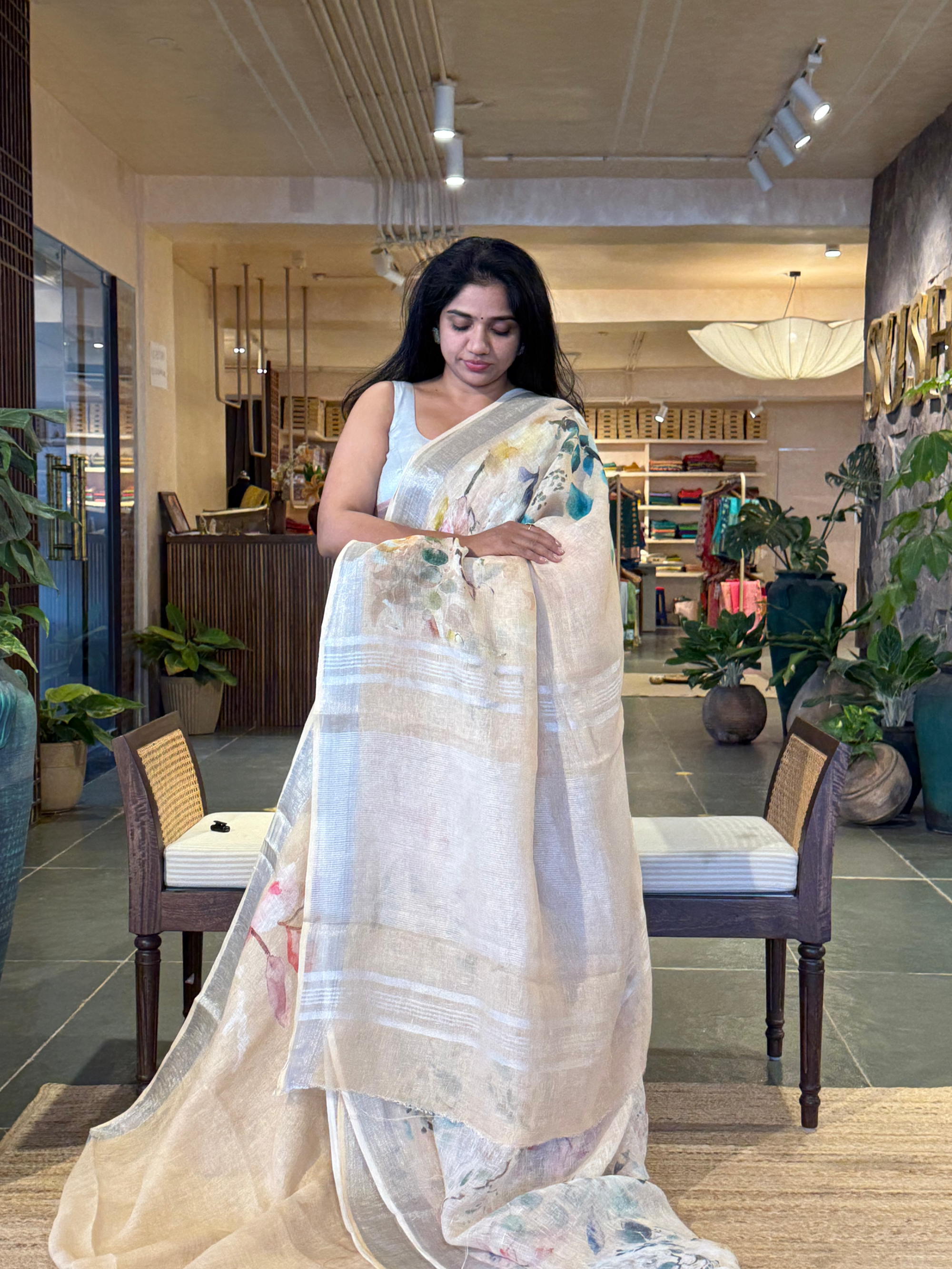 Light Peach Pure Handloom Lenin Printed Sarees With Silver Zari Border