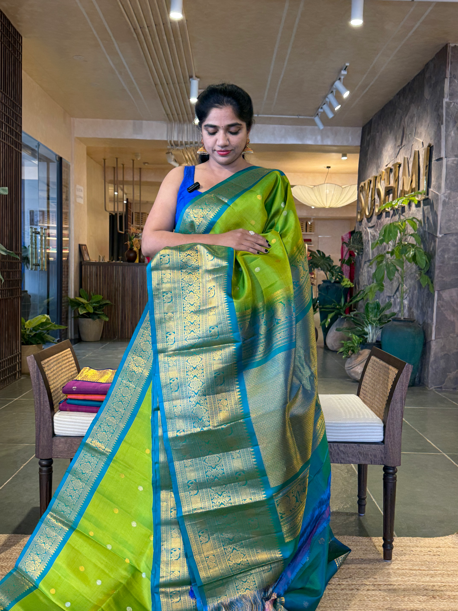 SGSA204 Peacock Blue and Royal Blue Combo Combo Gadwal Handloom Pure Silk Saree