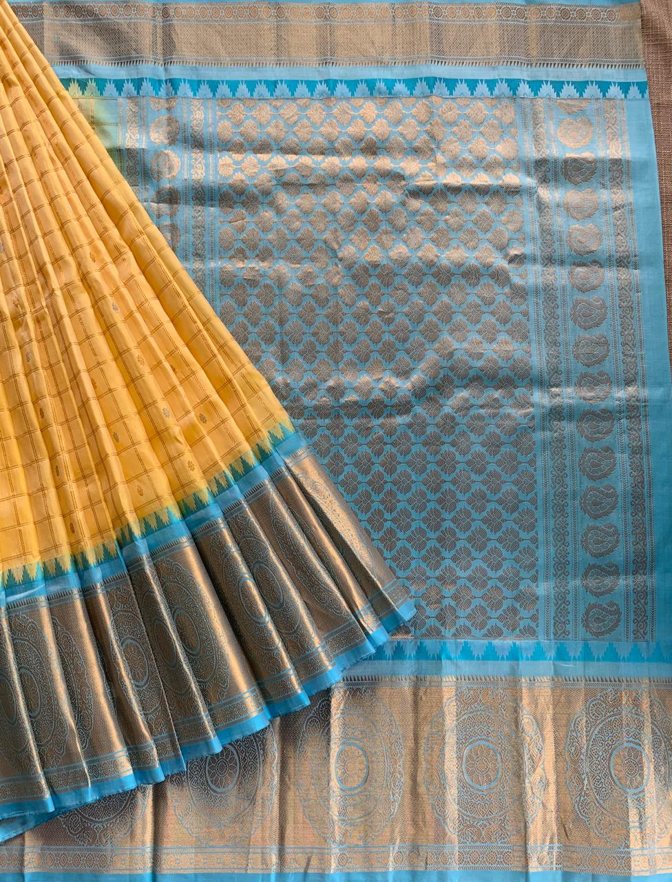 Pastel yellow Gadwal Pure Silk checks Saree with Kanchi border