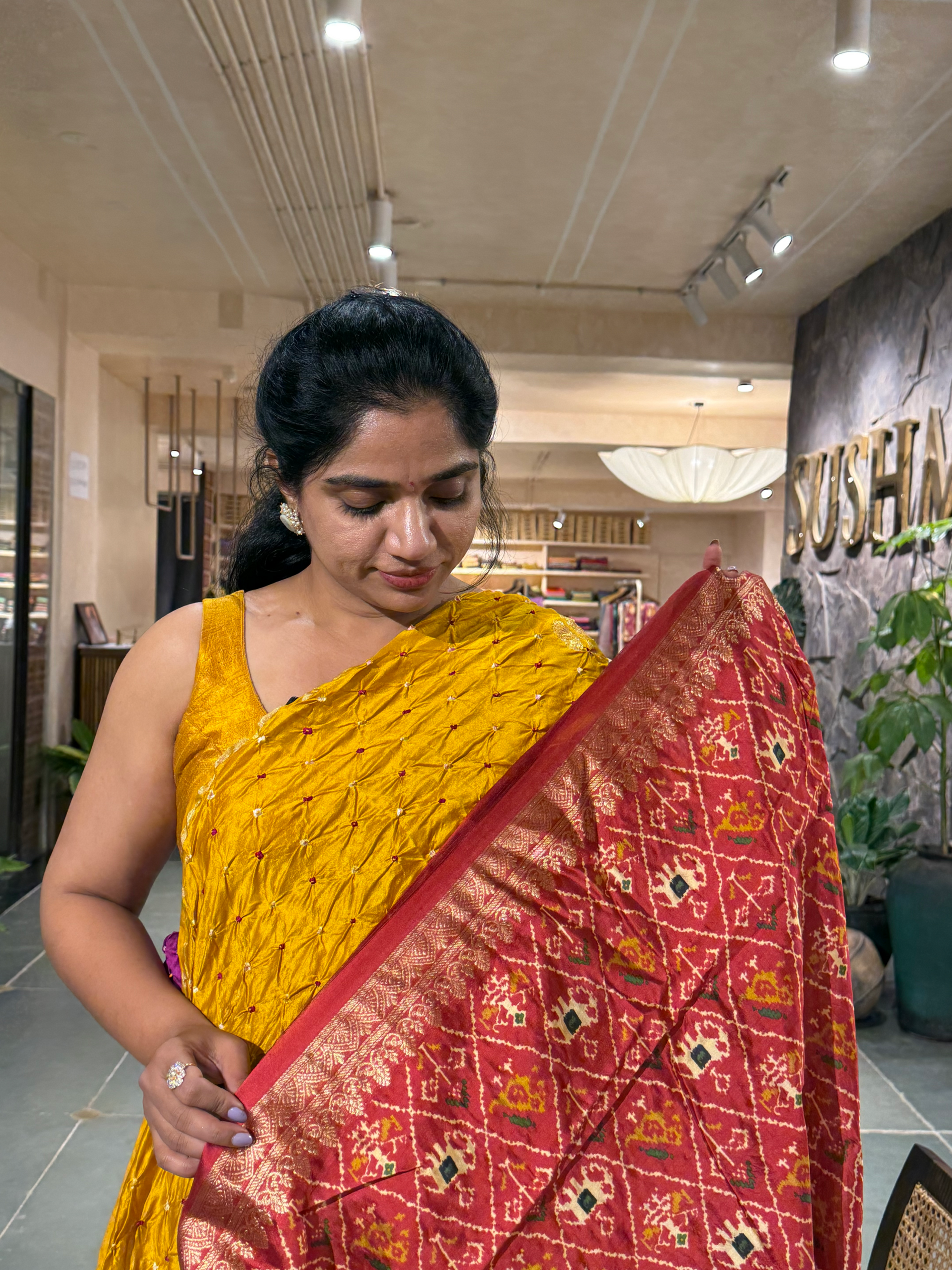 SCBA1103 Pure Handloom Banarasi Chiniya Bandhej Saree with Patola Blouse