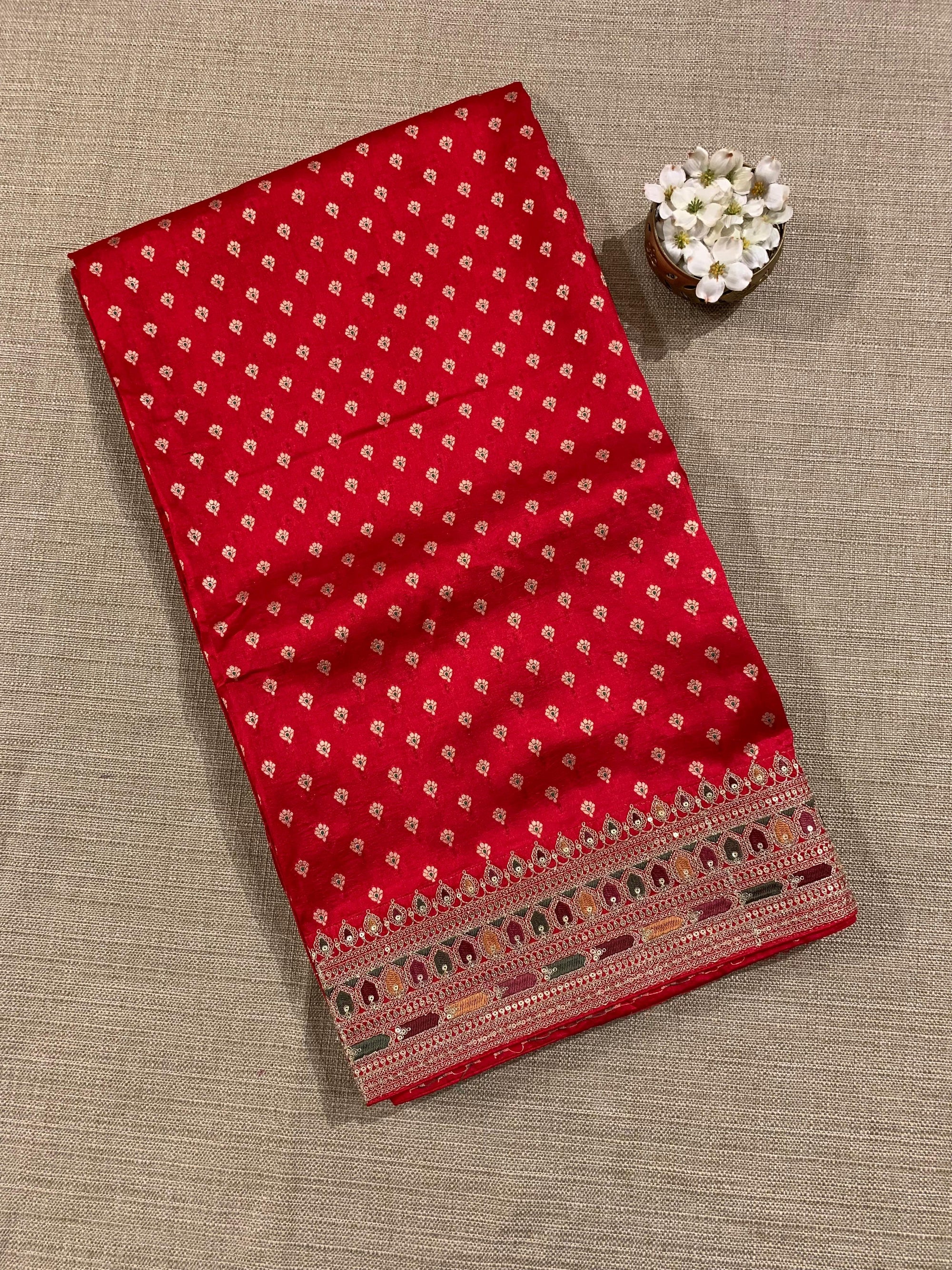 Red Pure Handloom Banarasi Silk Saree With Sabhyasachi Borders & Blouse