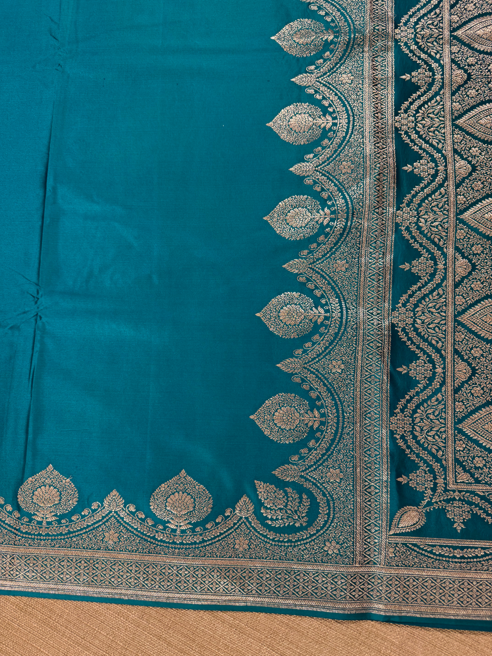 SMSSA231 Peacock Blue Mashru Silk Saree With Scallop Border
