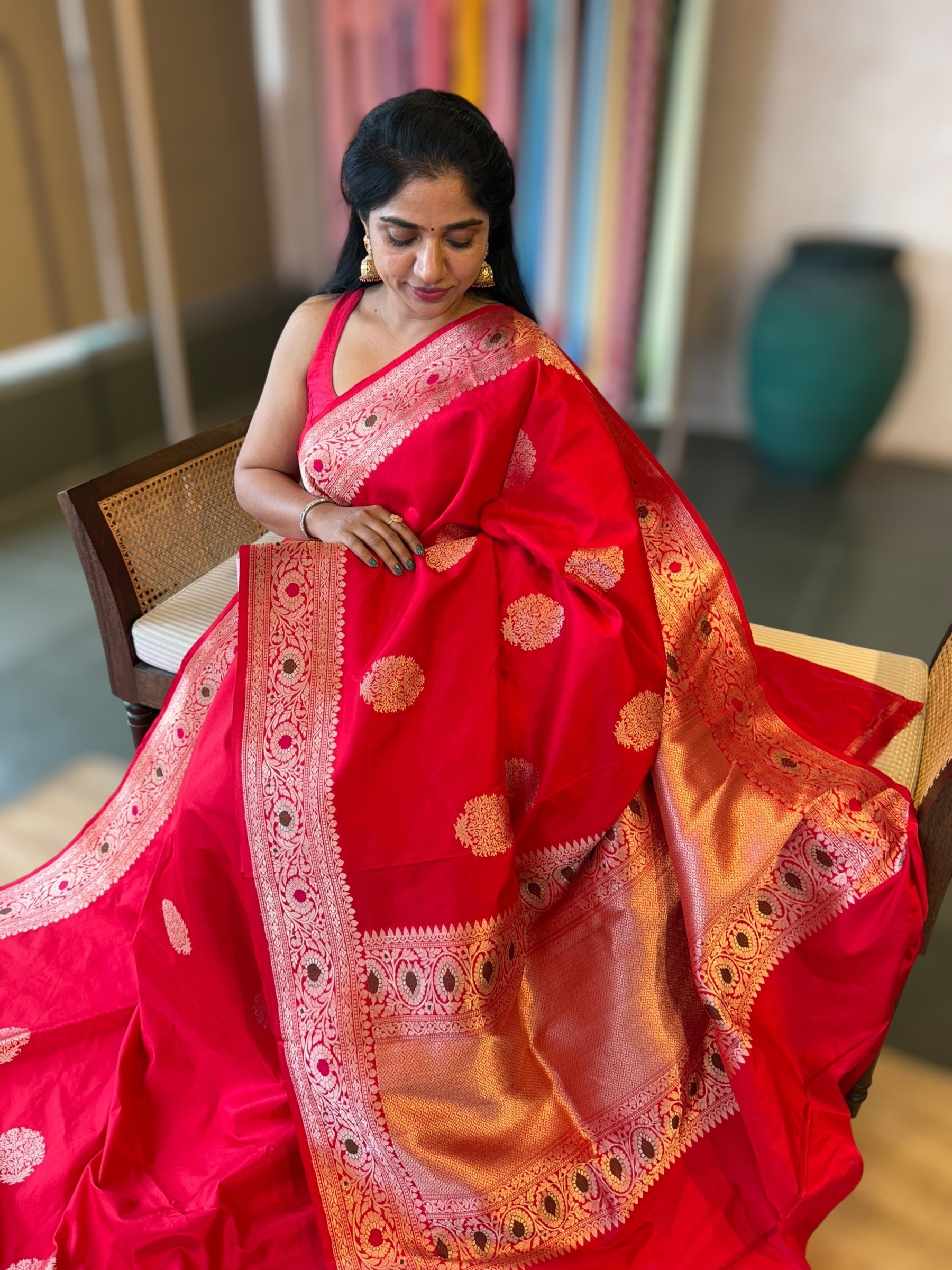 Red Pure Handloom Raw Mango Silk Saree With Kaduwa Weaving Meenakari Borders