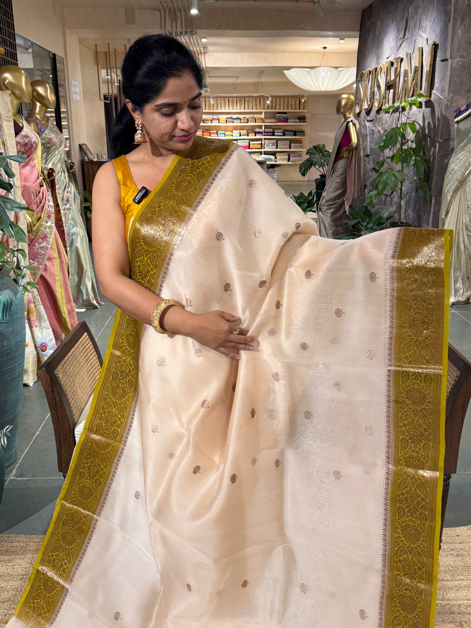 Vanilla & Light Olive Green Combo Pure Handloom Kora Banarasi Saree n