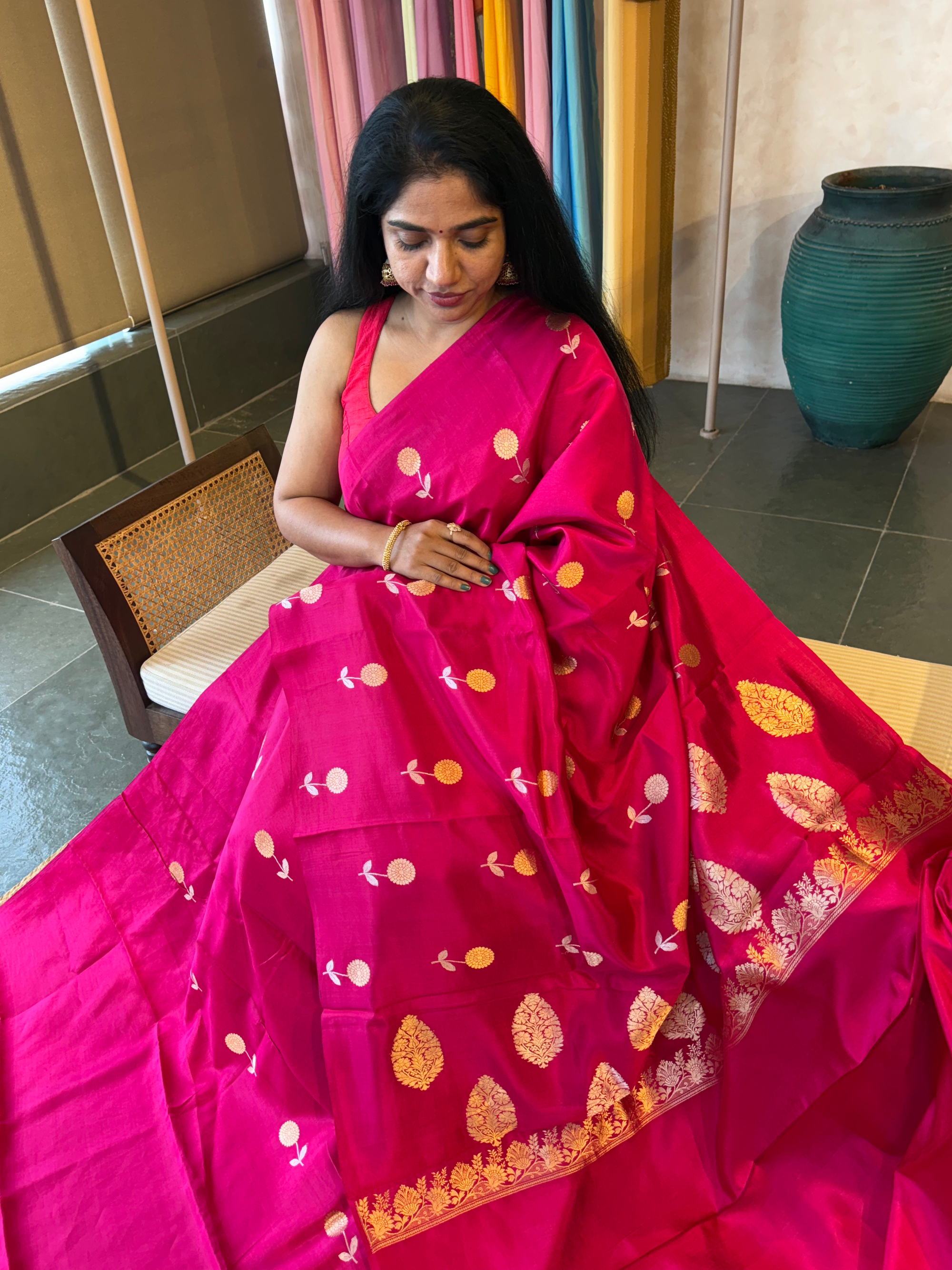 Rani Pink Banarasi Raw Mango Silk Saree with Open Borders & Kaduwa Woven Motifs