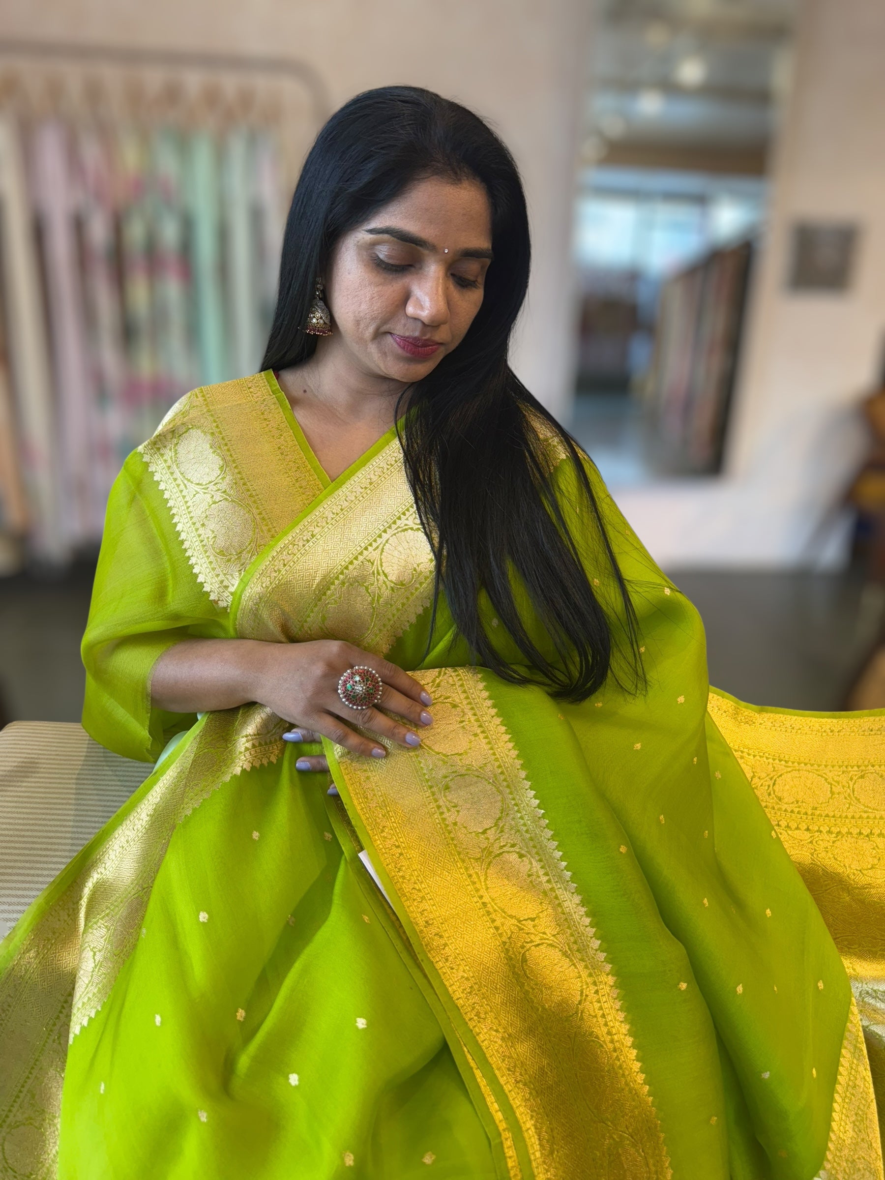 Parrot Green  Pure Handloom Kora Banarasi Saree With Kaduwa Woven Motifs