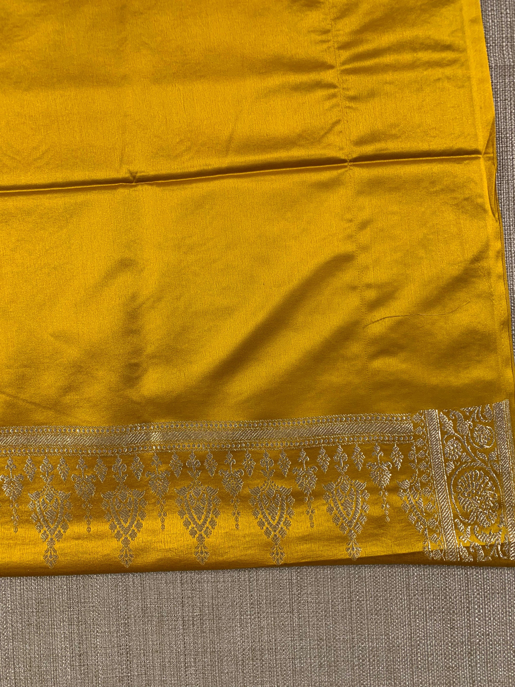 SMSSA223 Yellow Mashru Silk Saree With Scallop Border