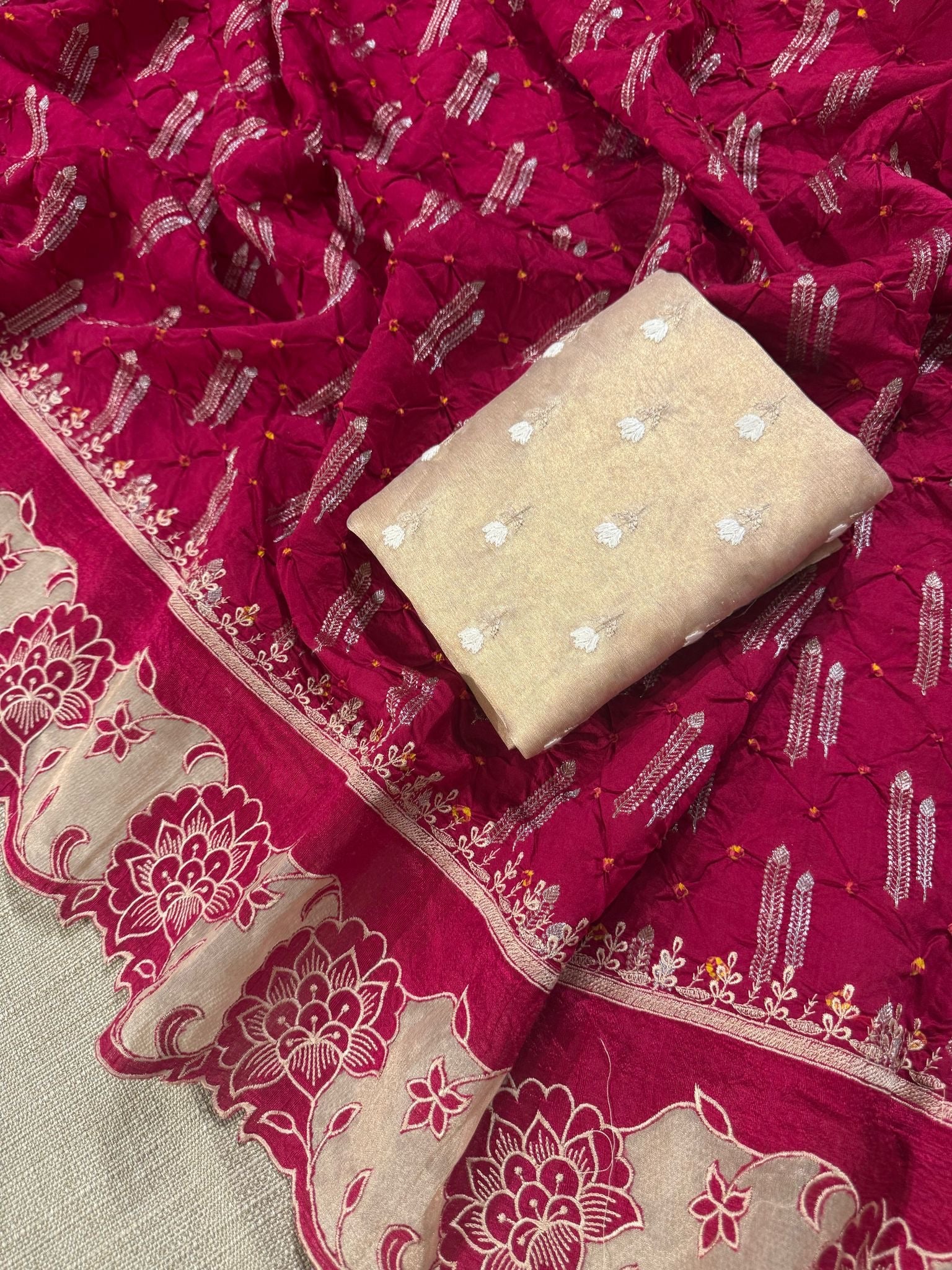 Banarasi Handloom Chiniya Silk Bandhini with Tissue Applique