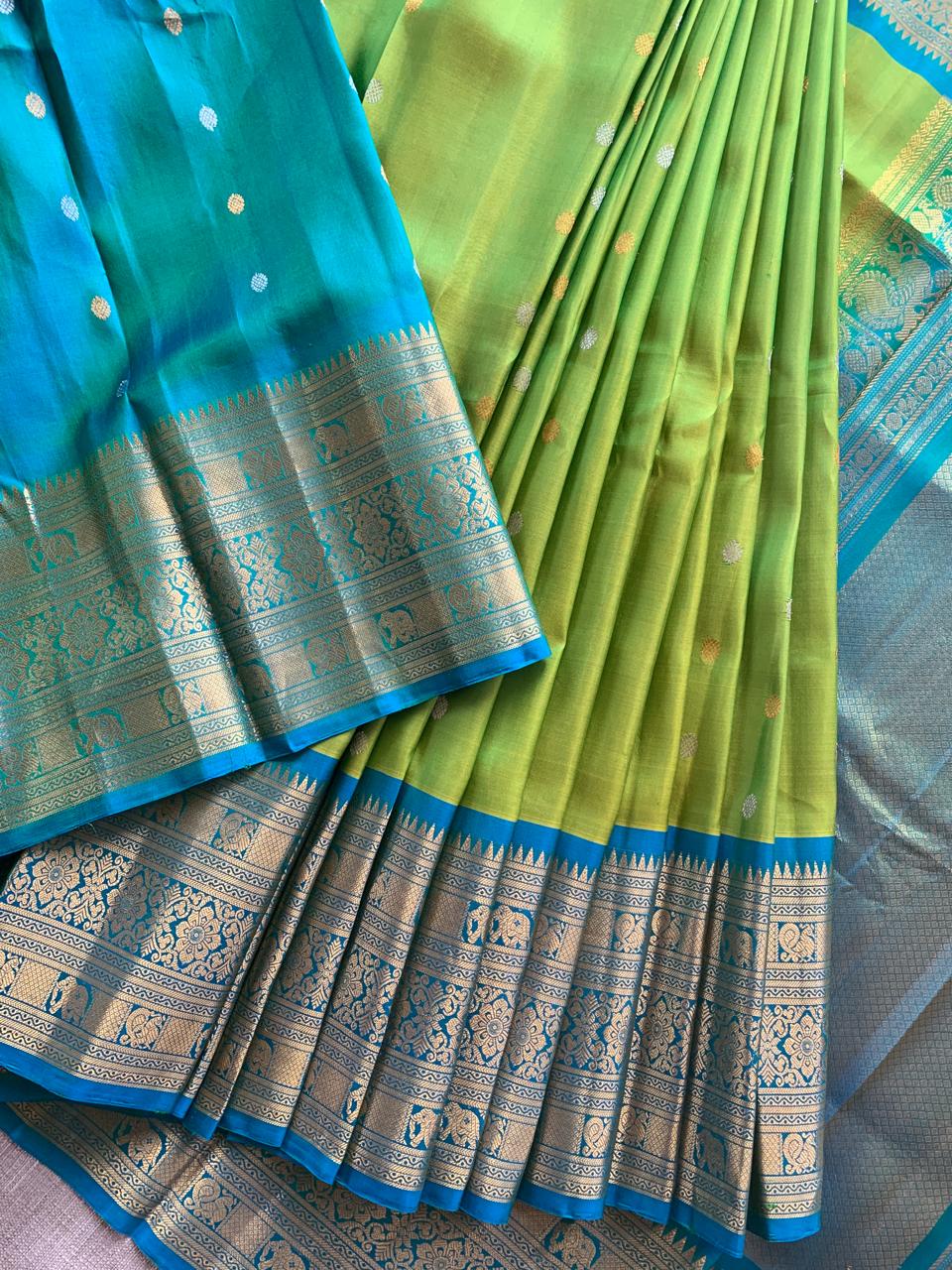 SGSA204 Peacock Blue and Royal Blue Combo Combo Gadwal Handloom Pure Silk Saree