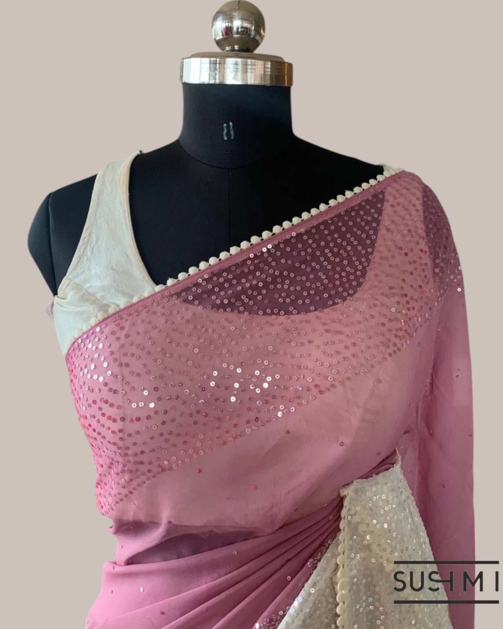 Dusty Pink Pure Gorgette Saree With Zigzag Pattern Sequnce Border