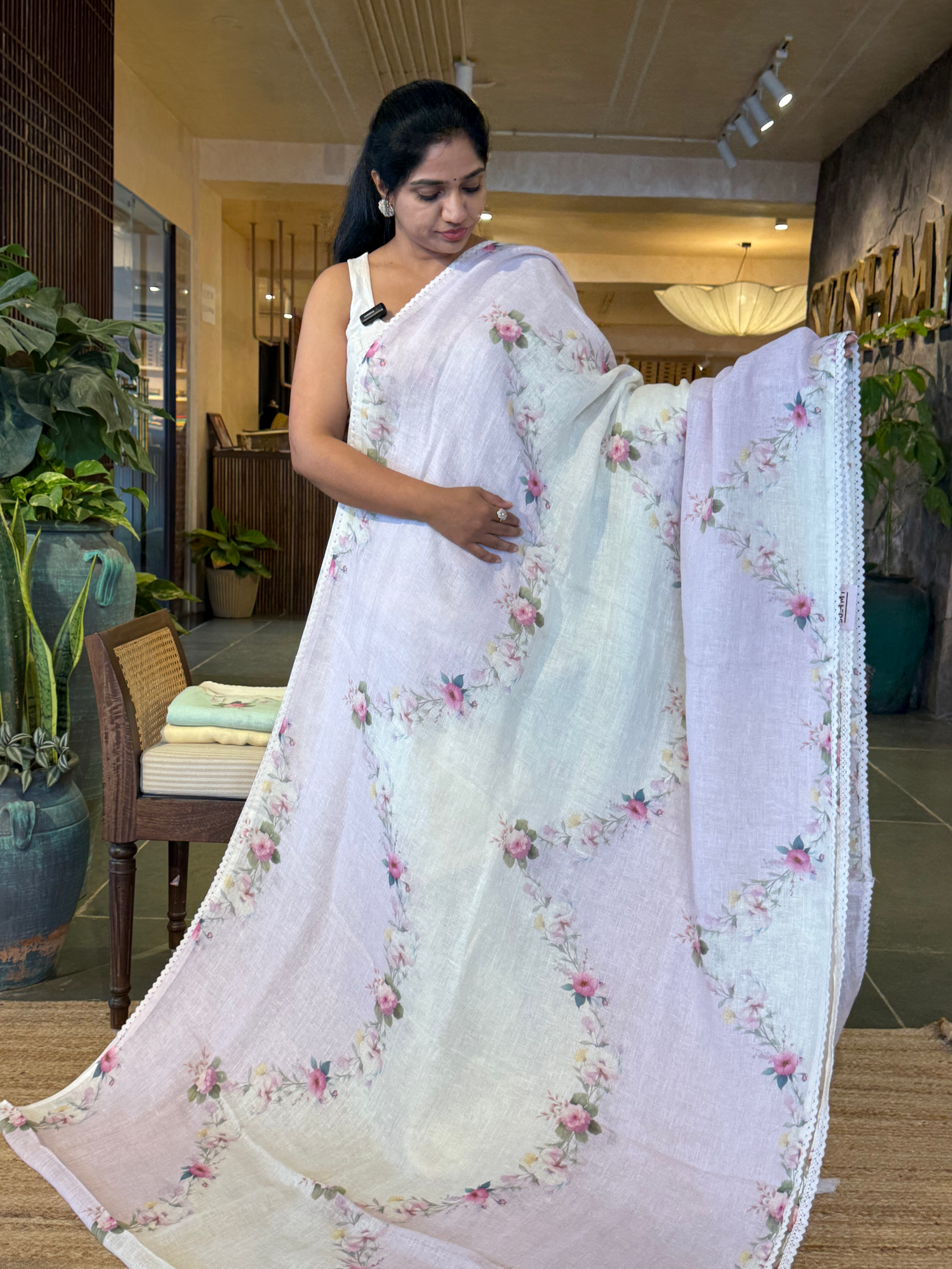 Lilac Pure Handloom Linen Printed Saree in Lehariya Style