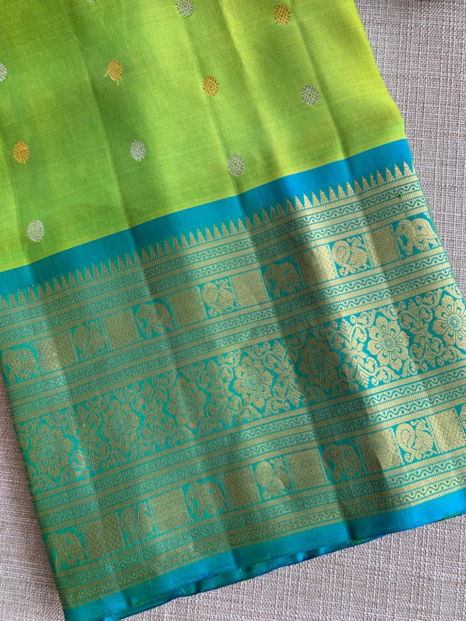 SGSA204 Peacock Blue and Royal Blue Combo Combo Gadwal Handloom Pure Silk Saree